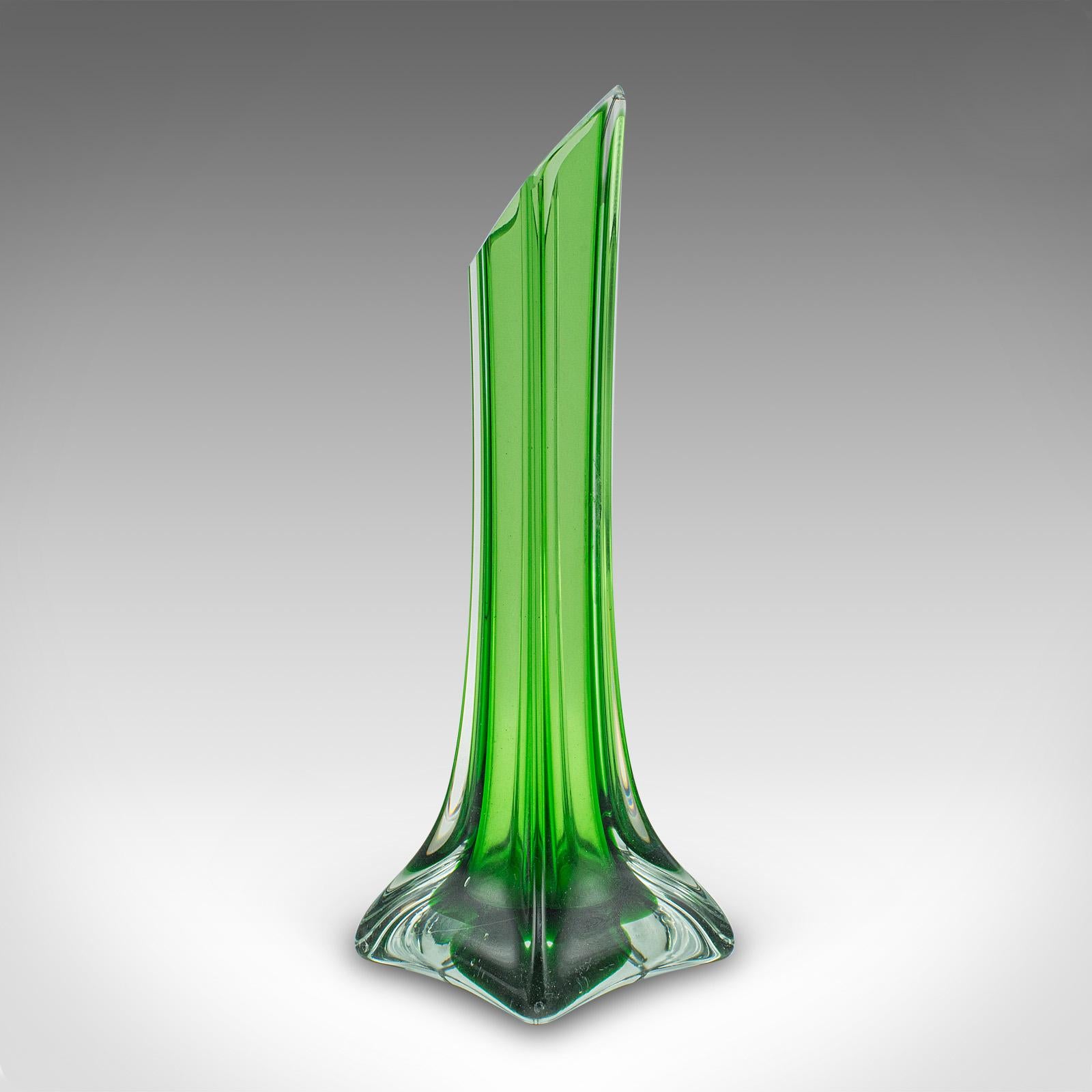 Kleine Vintage-Vase mit einem Stem, skandinavisch, Glas, Posy Sleeve, Mitte des Jahrhunderts im Zustand „Gut“ im Angebot in Hele, Devon, GB