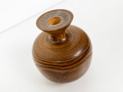 Piccolo portaboccioli d'epoca in legno di Oak Wood tornito