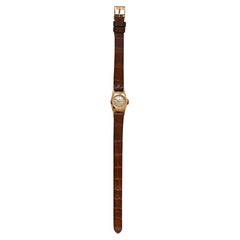 Small Vintage Women's Watch Signed Omega In 18 Carat Gold