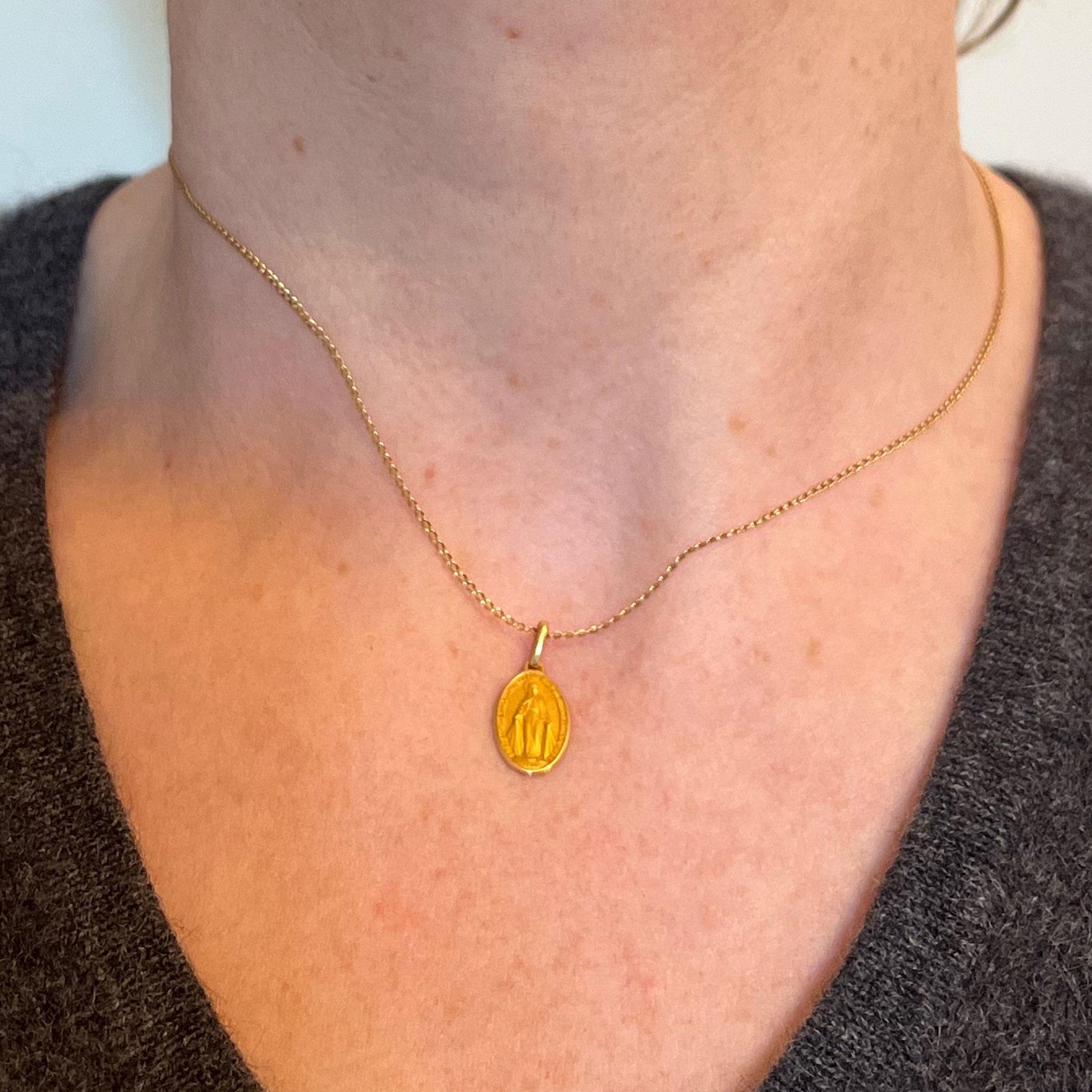 Kleine wundertätige Medaille der Jungfrau Maria 18K Gelbgold Charm-Anhänger für Damen oder Herren