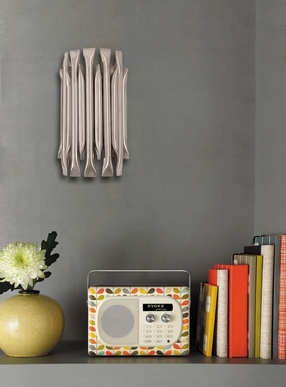 Piccola lampada da parete con finitura in ottone In condizioni Nuovo in vendita a Saint-Ouen, FR