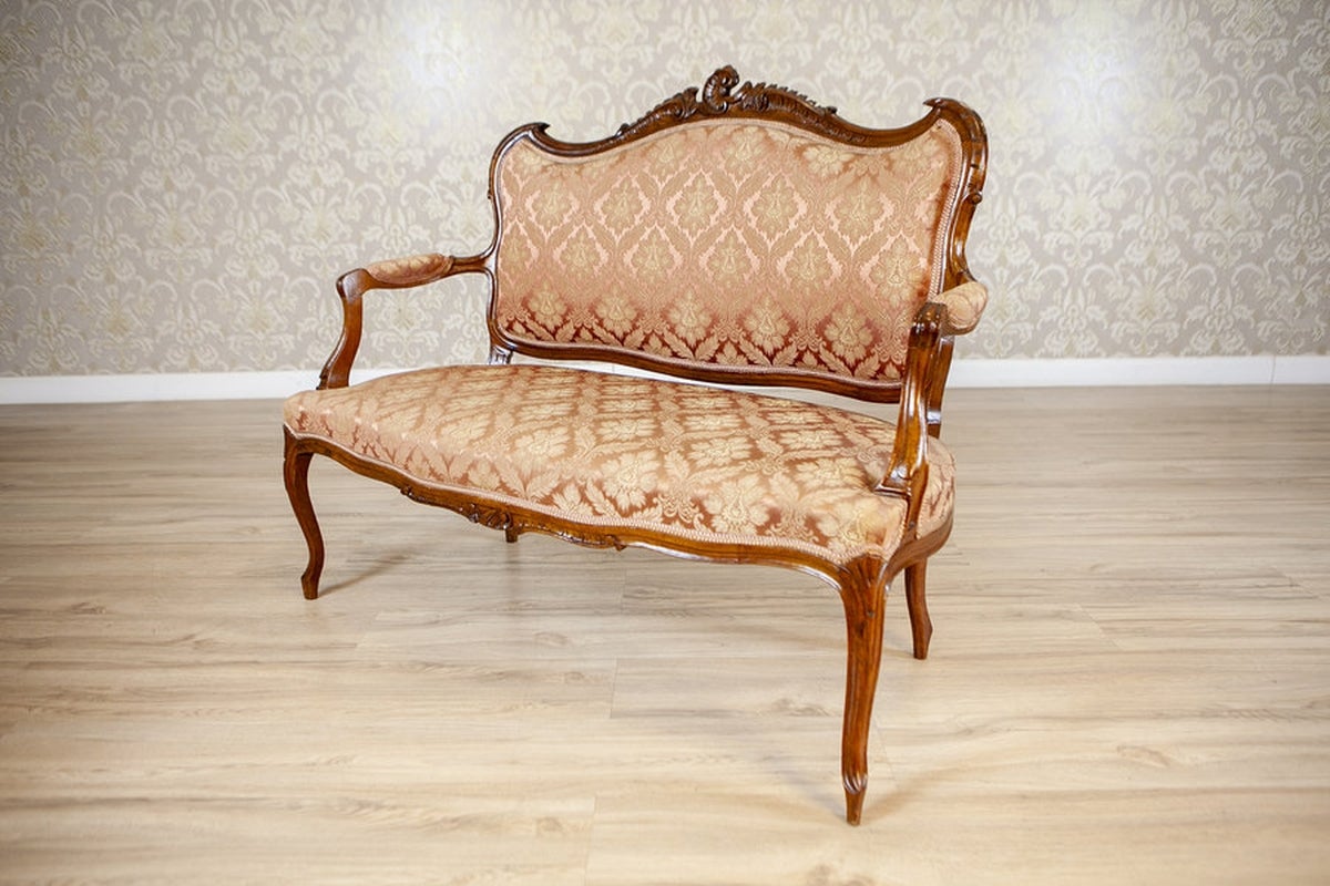 Petit canapé en noyer de style néo-rococo, années 1930
