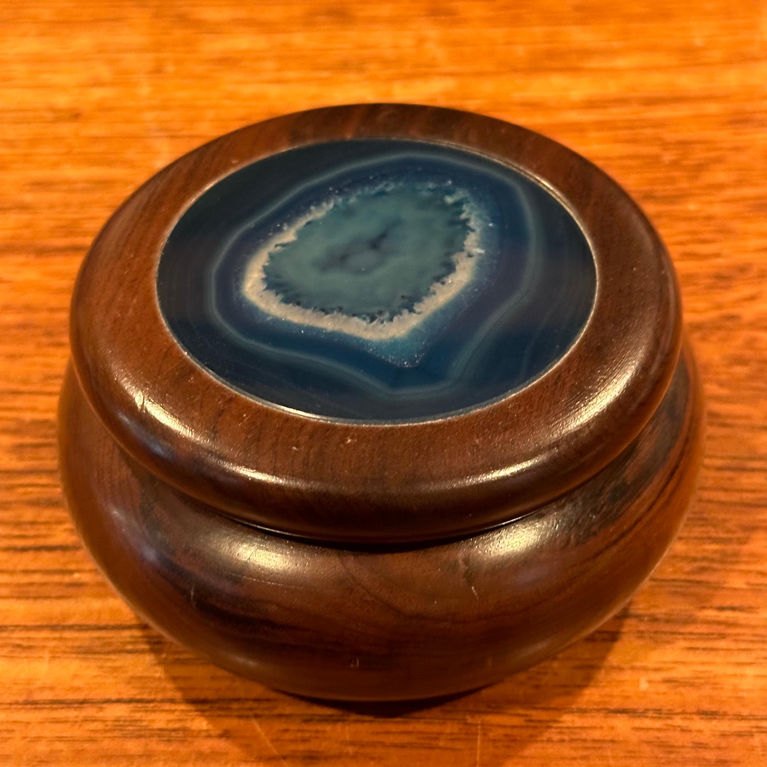 Small Walnut Trinket Box with Agate Inlay Lid For Sale 2
