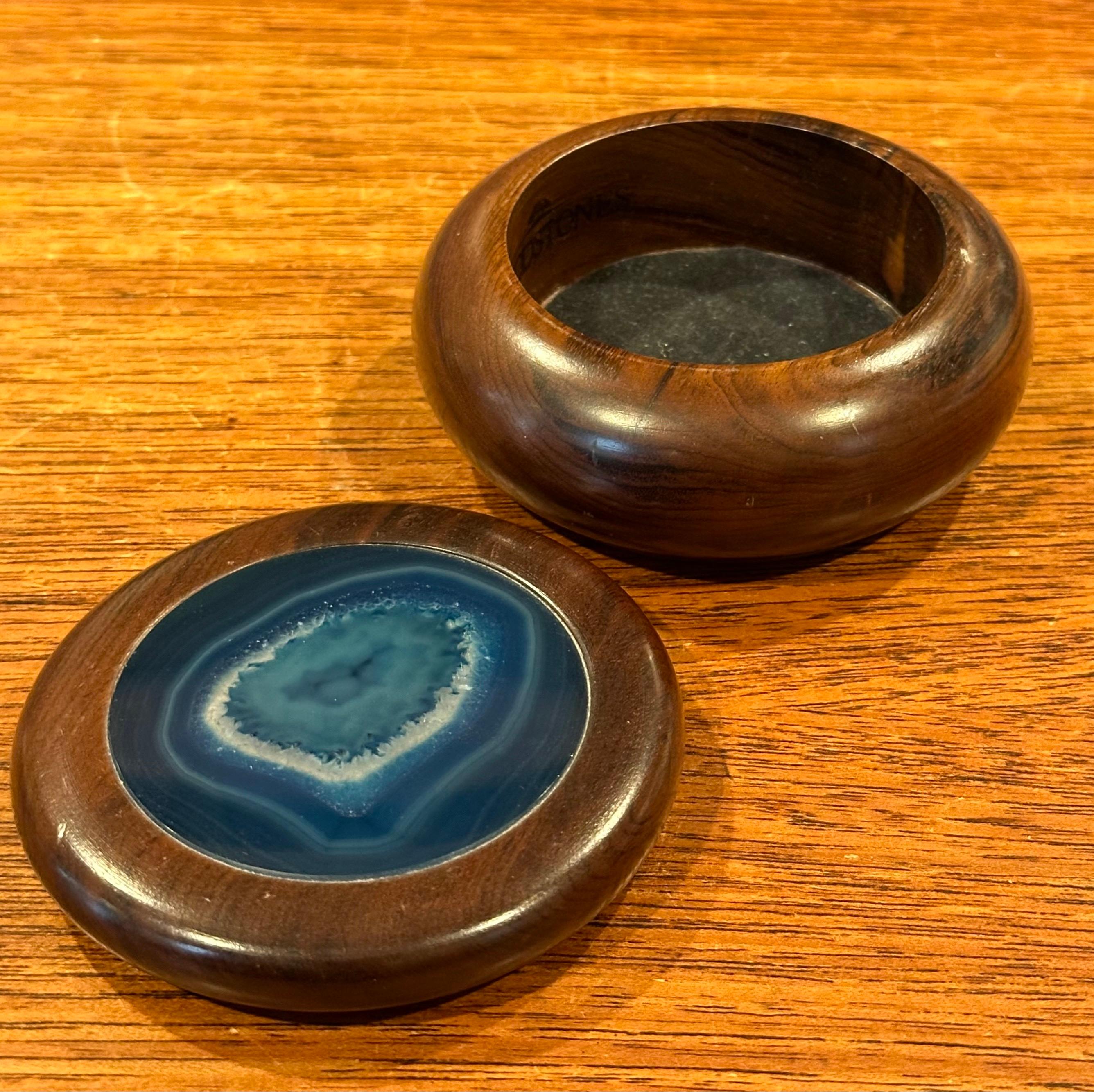 Small Walnut Trinket Box with Agate Inlay Lid For Sale 3