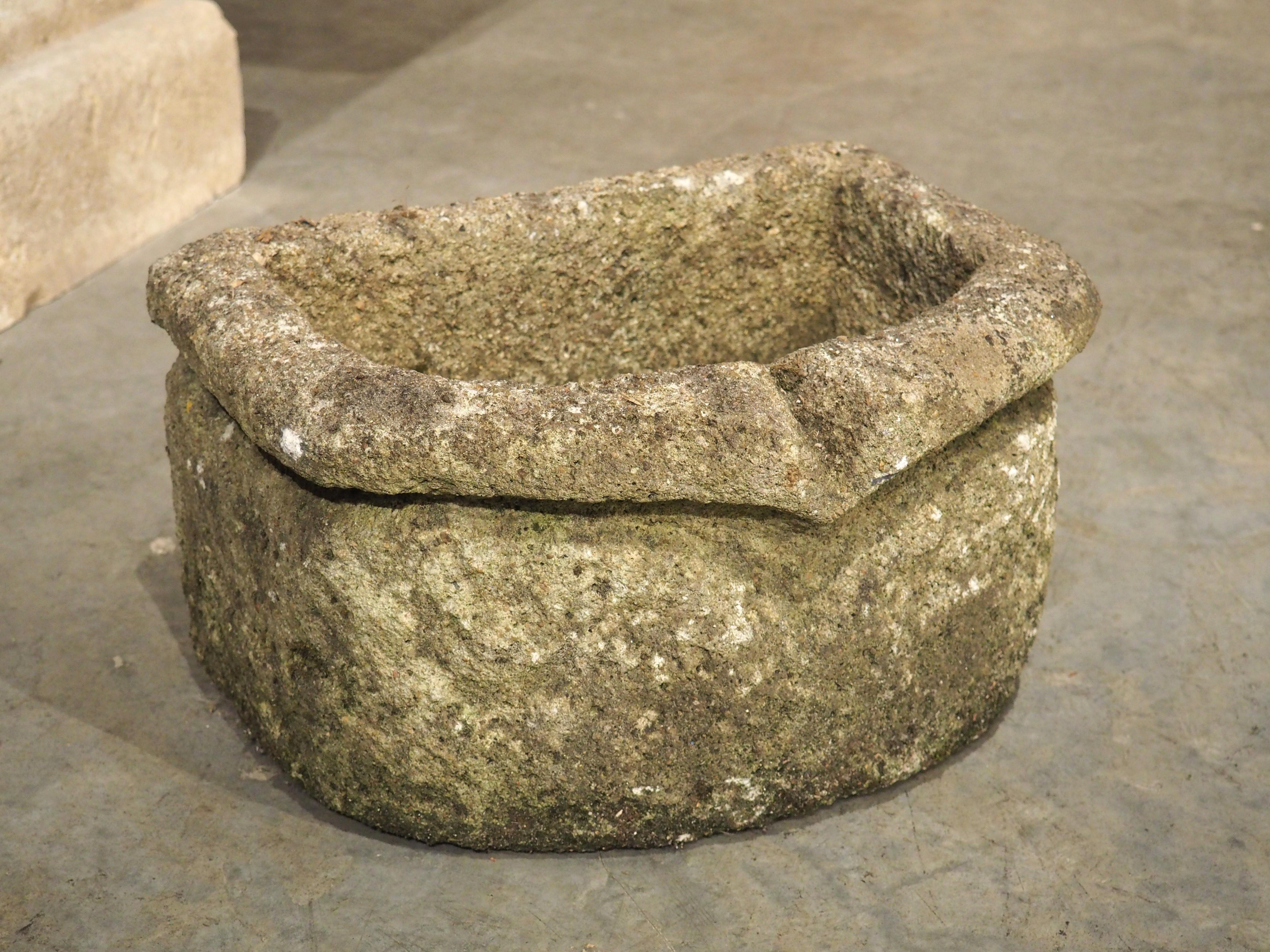 Small Weathered Garden Trough from Normandy, France, 20th Century For Sale 5