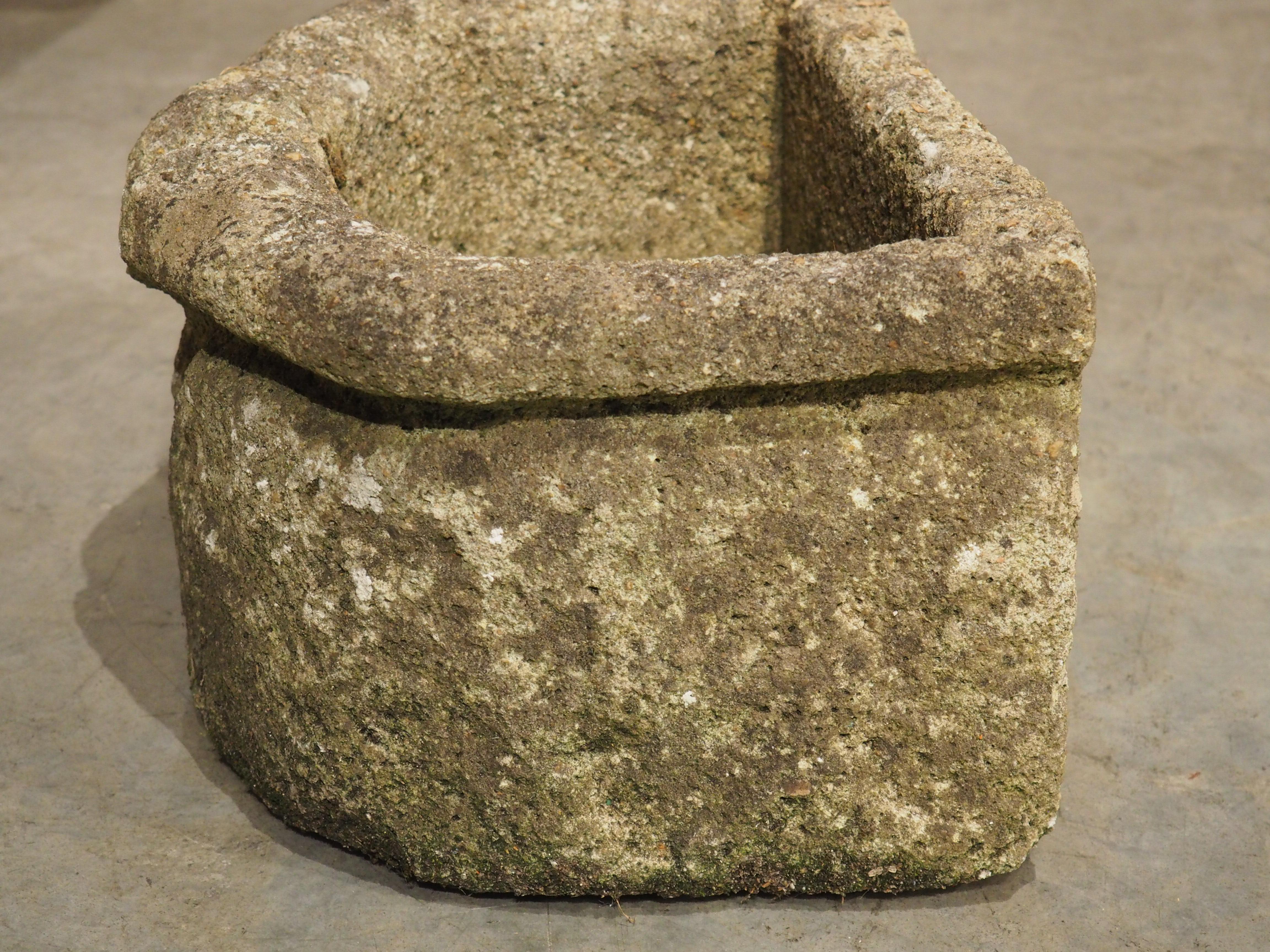 Small Weathered Garden Trough from Normandy, France, 20th Century For Sale 3
