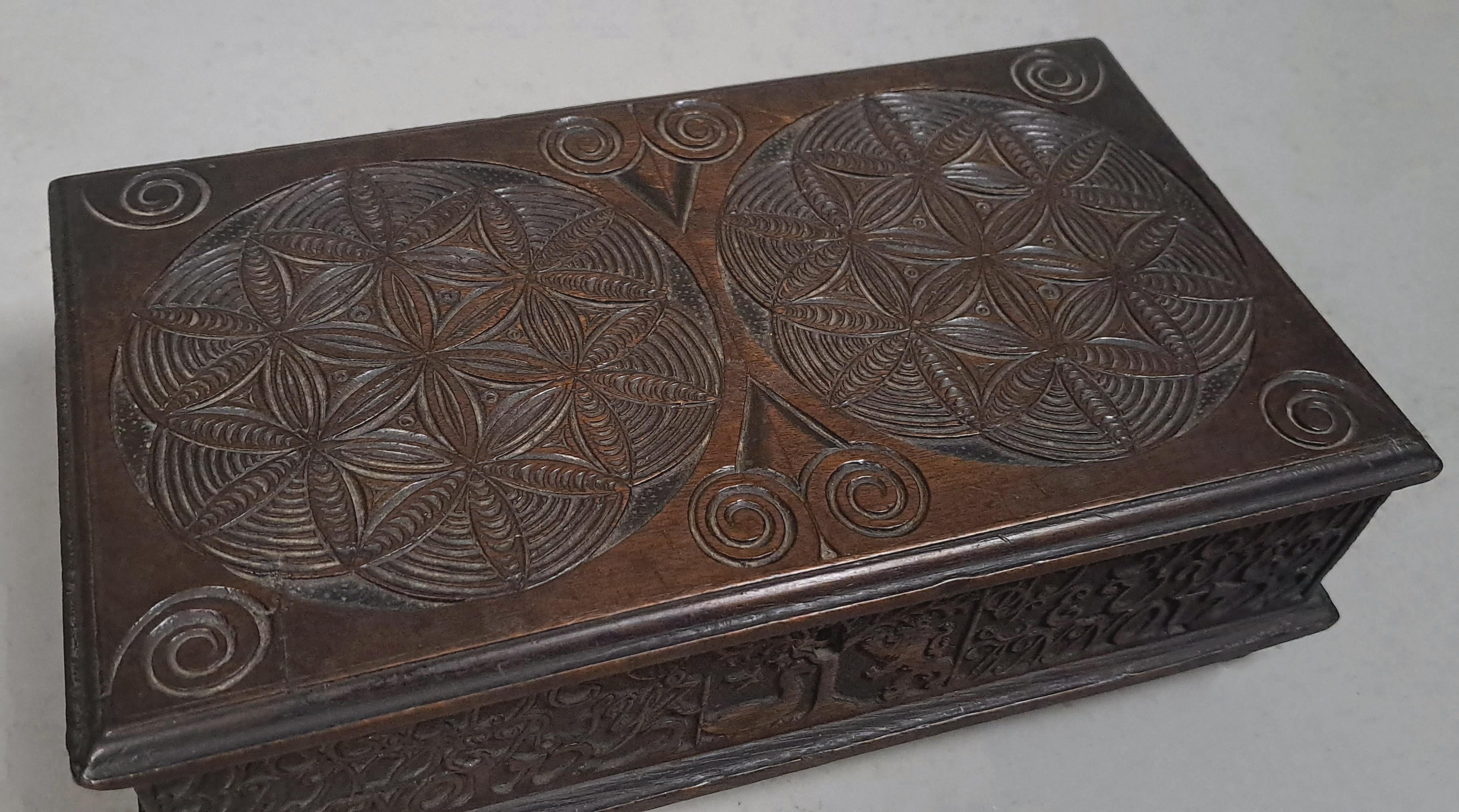 Small Well Carved Bible Box with Bible Dated 1722 For Sale 5