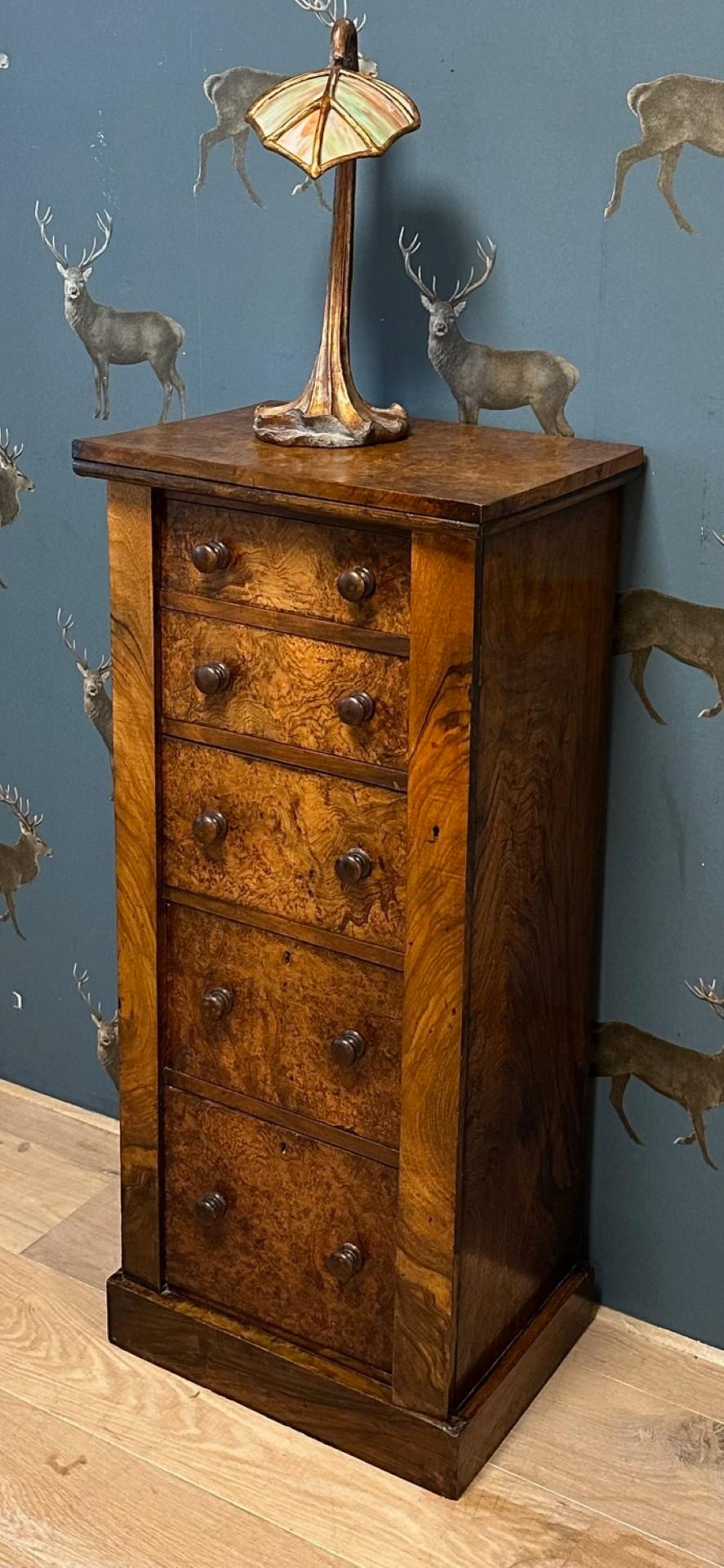 Small Wellington chest of drawers For Sale 1