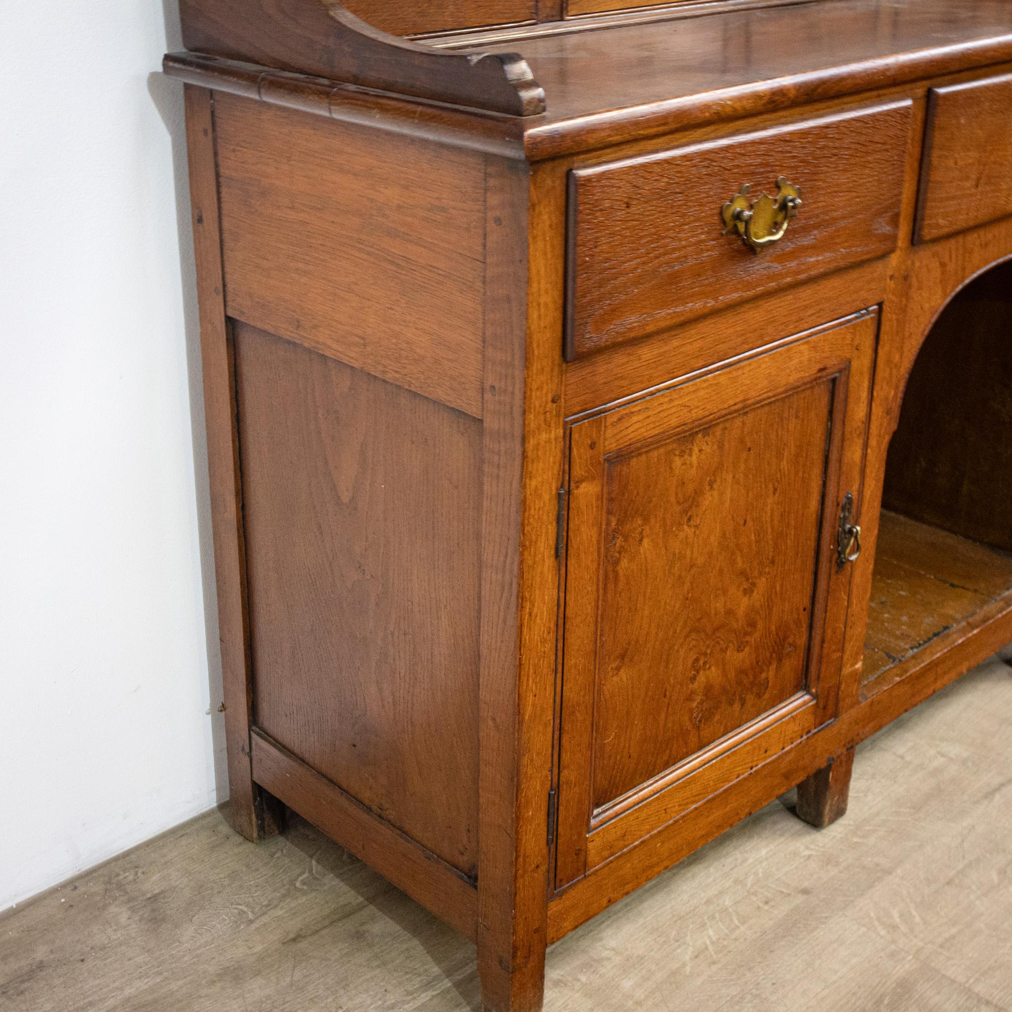 Small Welsh Dresser with ‘Dog Kennel’ Recess For Sale 5