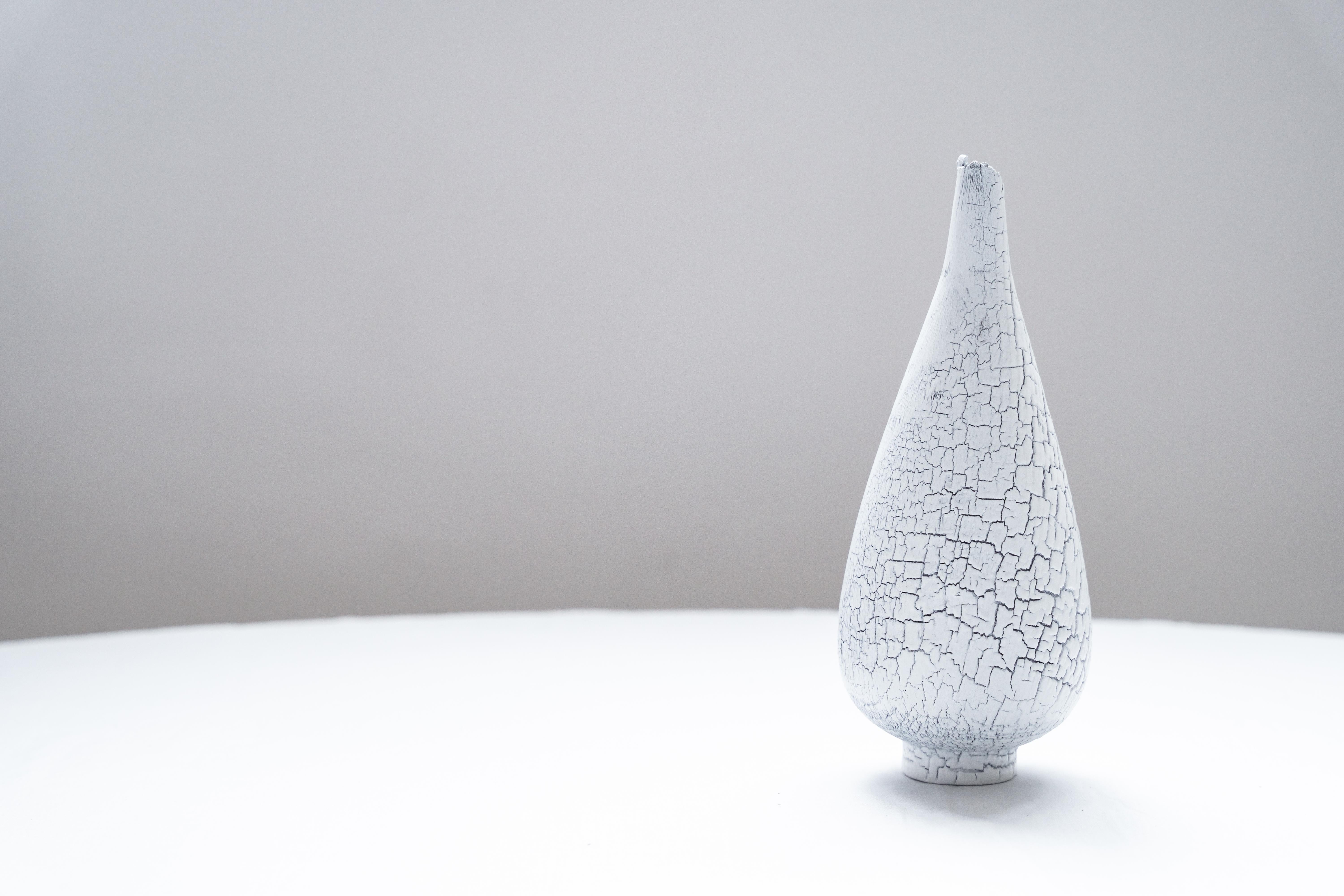 Post-Modern Small White Burnt Beech Vase by Daniel Elkayam For Sale
