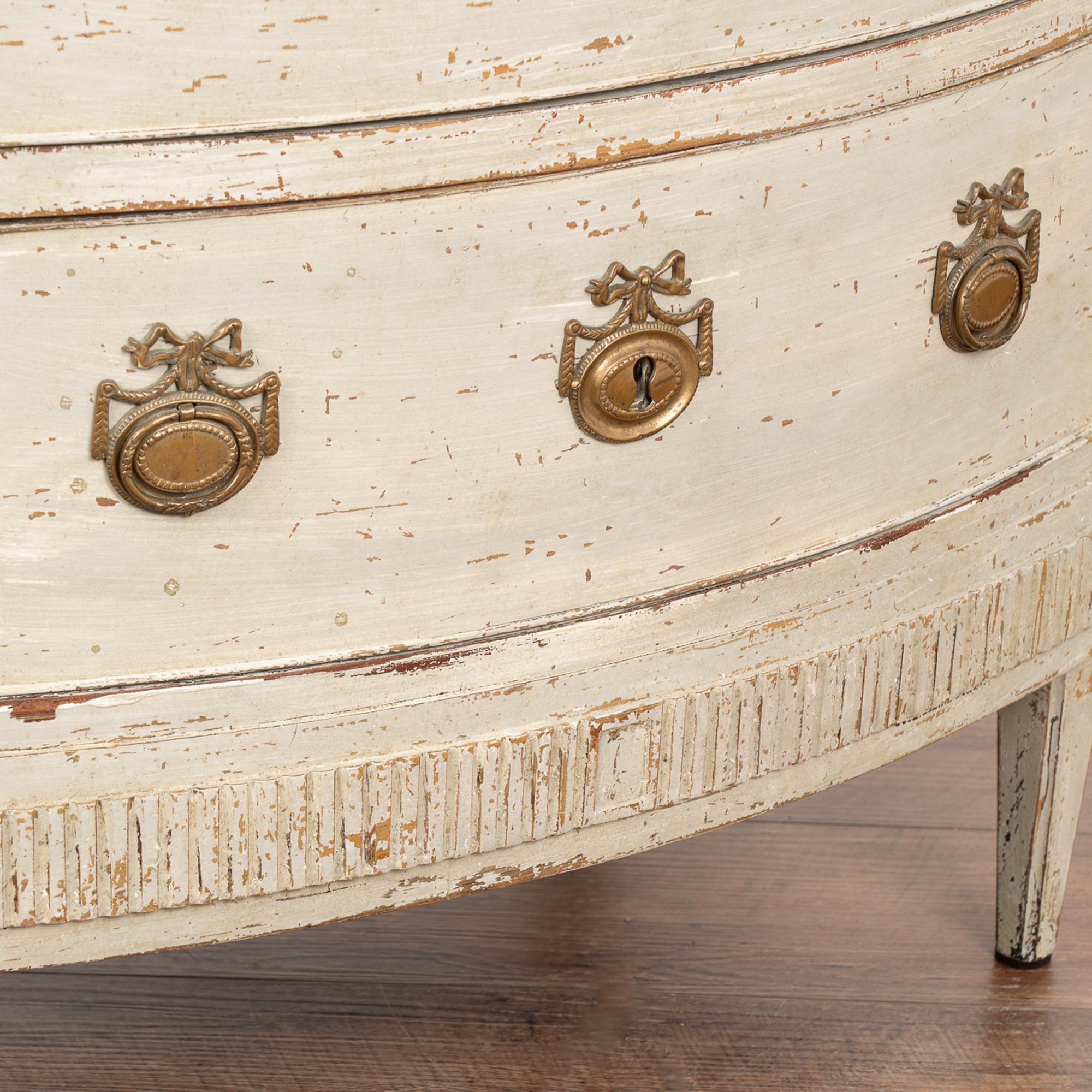 Small White Gustavian Chest of Two Drawers, Sweden circa 1820-40 For Sale 2