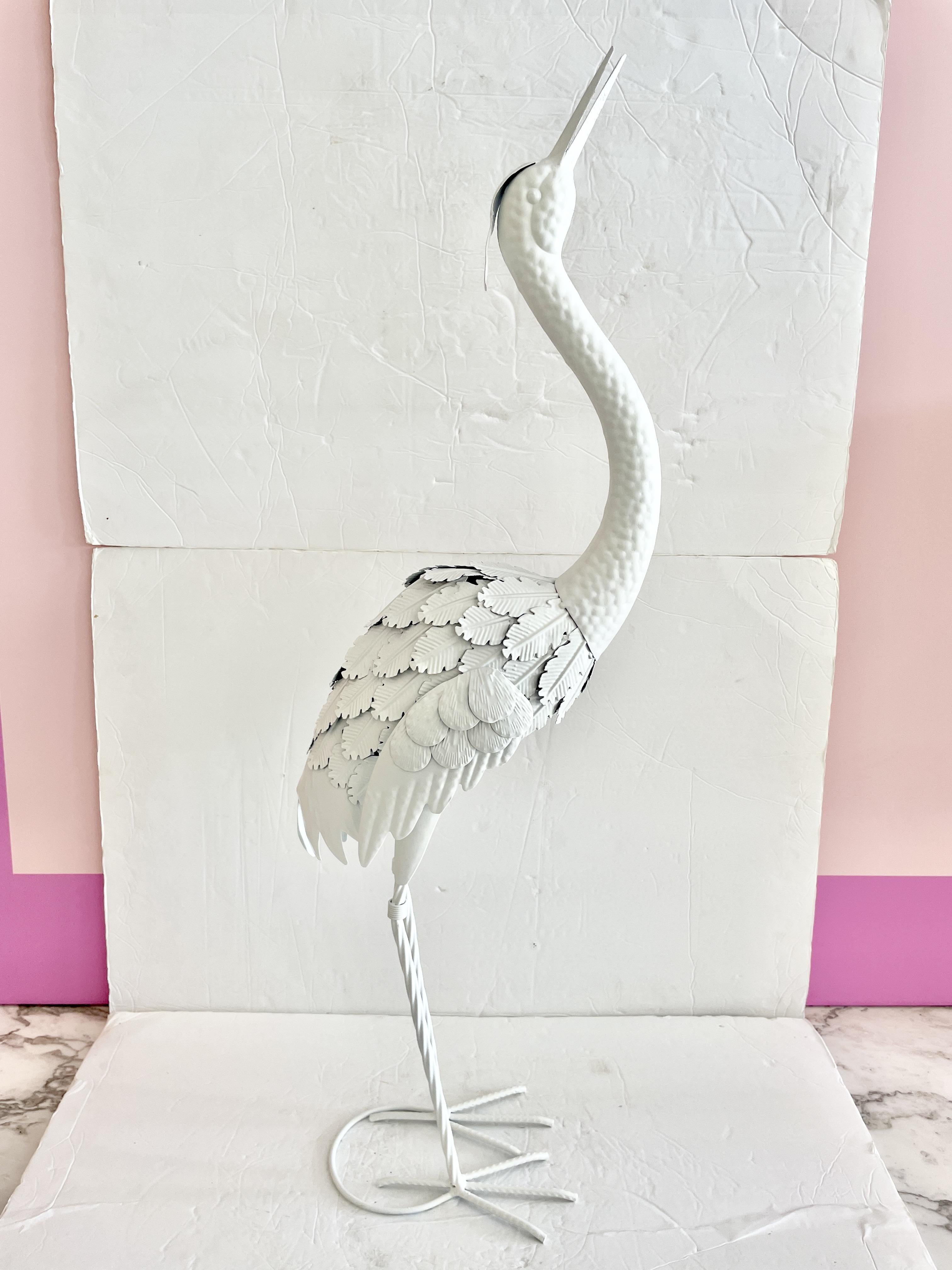 Small White Lacquered Metal Statue of a Stork Looking Up and Front For Sale 1