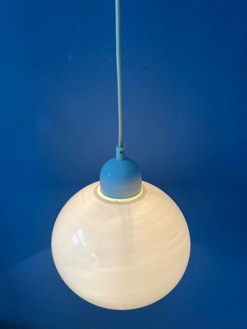 Piccola lampada a sospensione a fungo White Space AGE, anni '70 In condizioni buone in vendita a ROTTERDAM, ZH