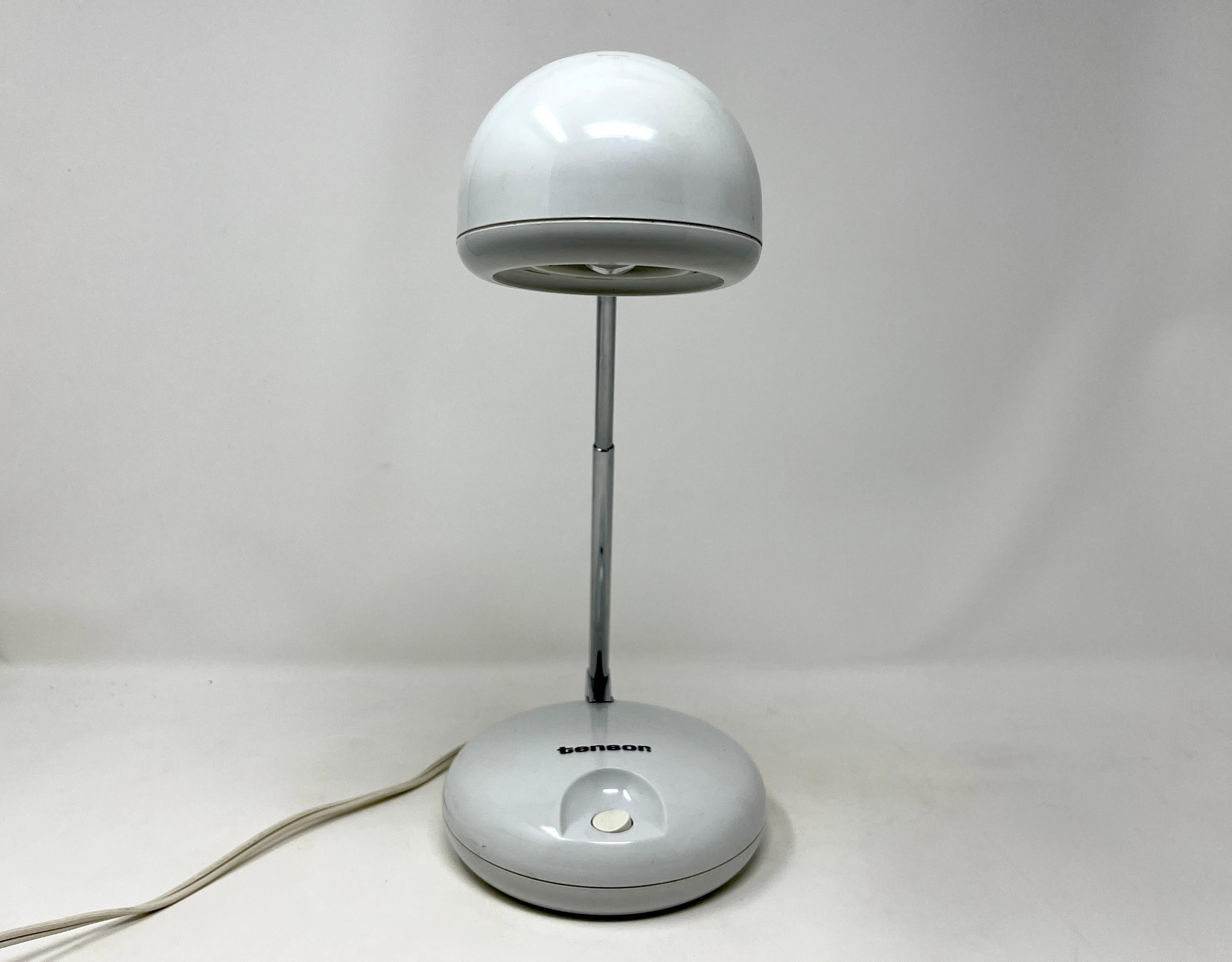 Chinese Small White Tensor Post Modern Adjustable Eyeball Desk Lamp For Sale