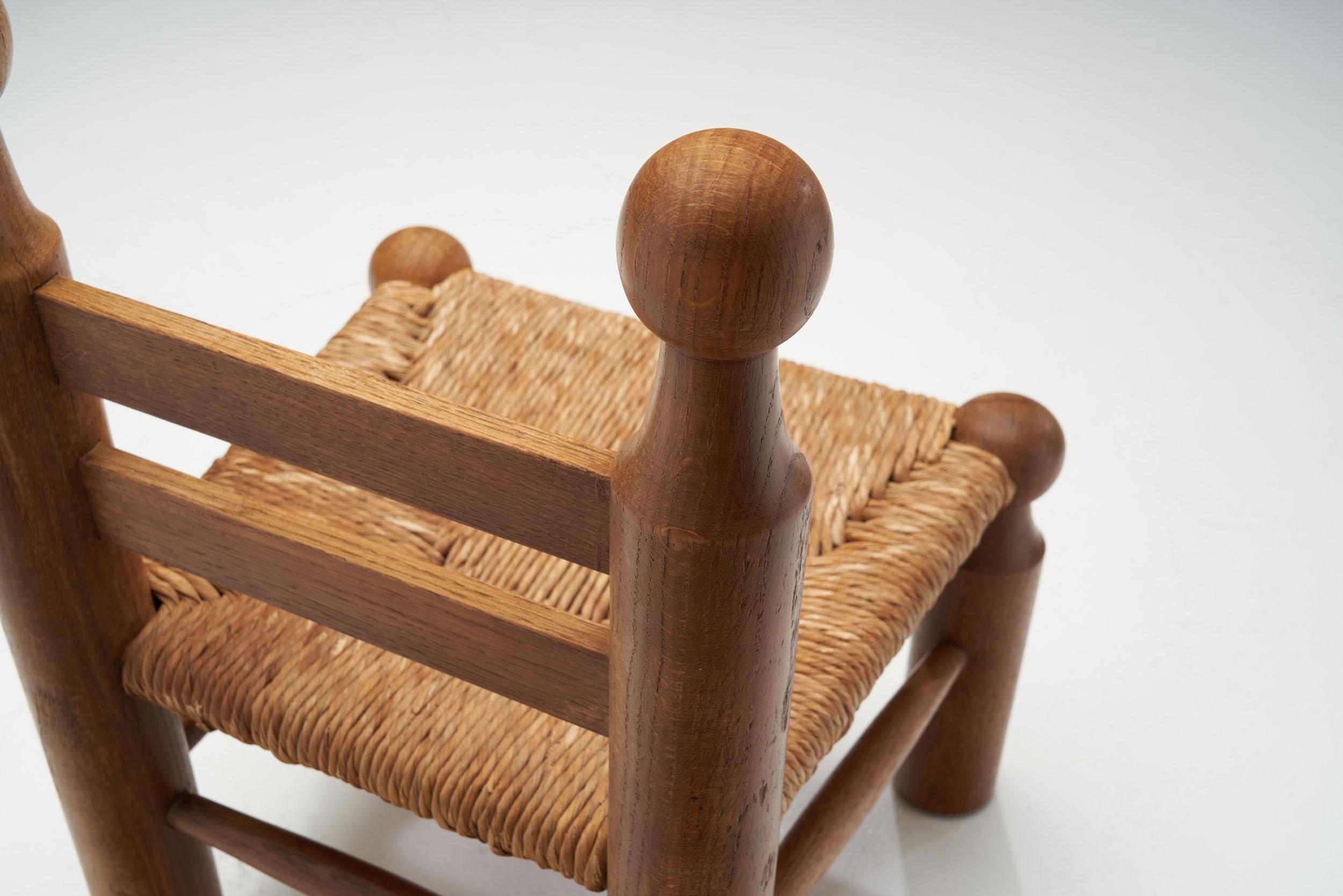 Stuhl aus Holz und Korbweide von einem europäischen Möbelschreiner, Europa, ca. 1950er Jahre im Angebot 7