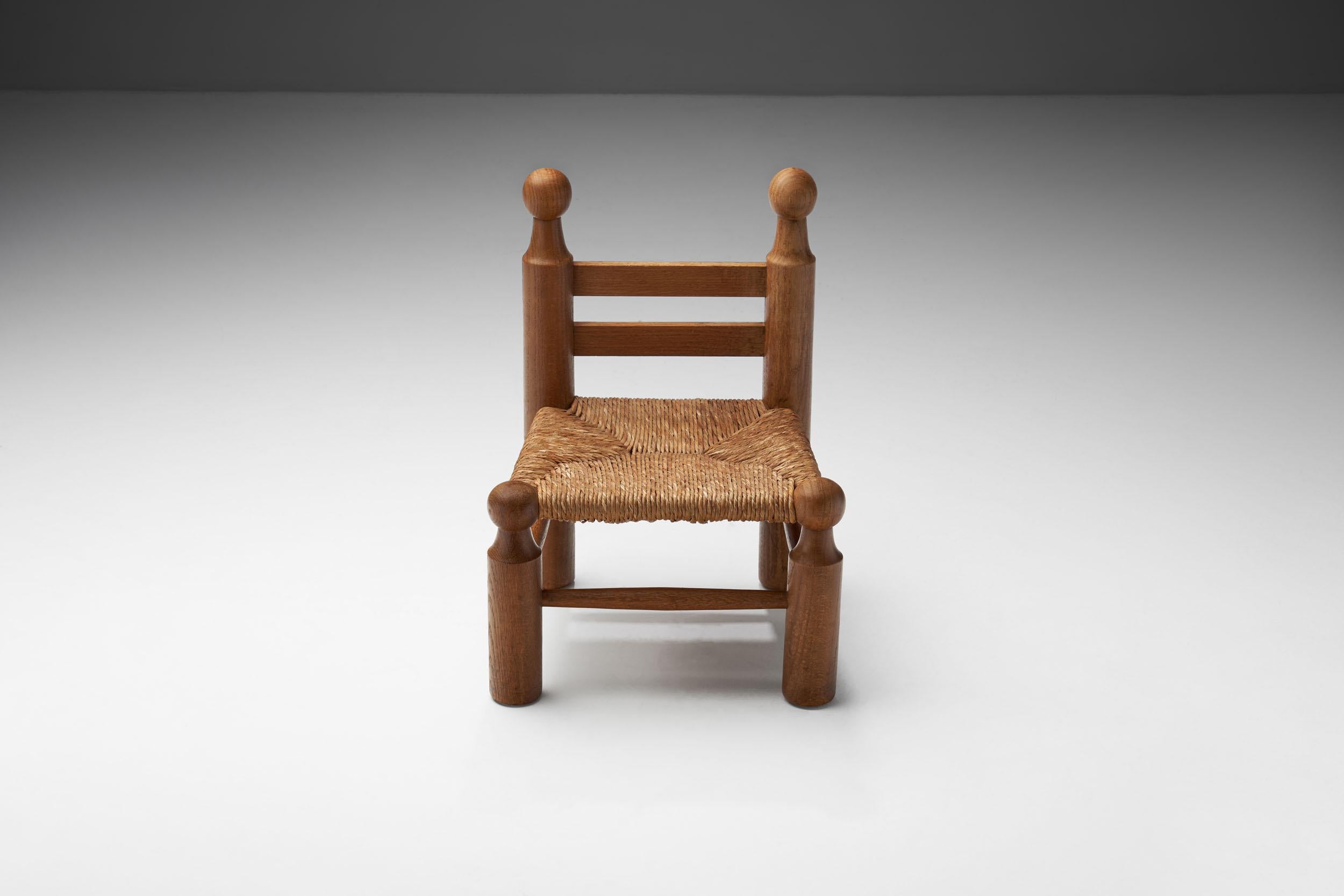 Stuhl aus Holz und Korbweide von einem europäischen Möbelschreiner, Europa, ca. 1950er Jahre im Zustand „Gut“ im Angebot in Utrecht, NL