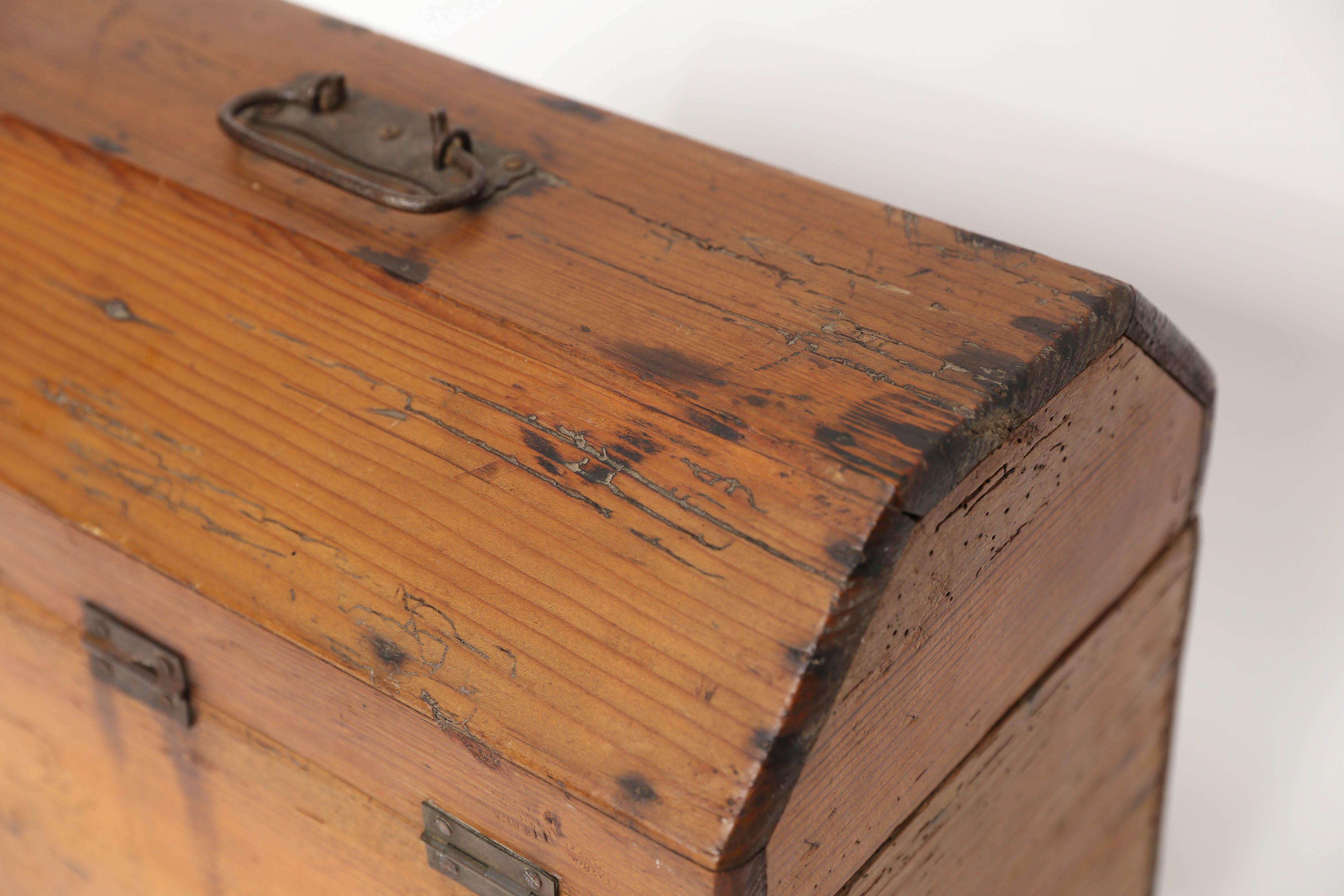 Small Wood French Trunk 3