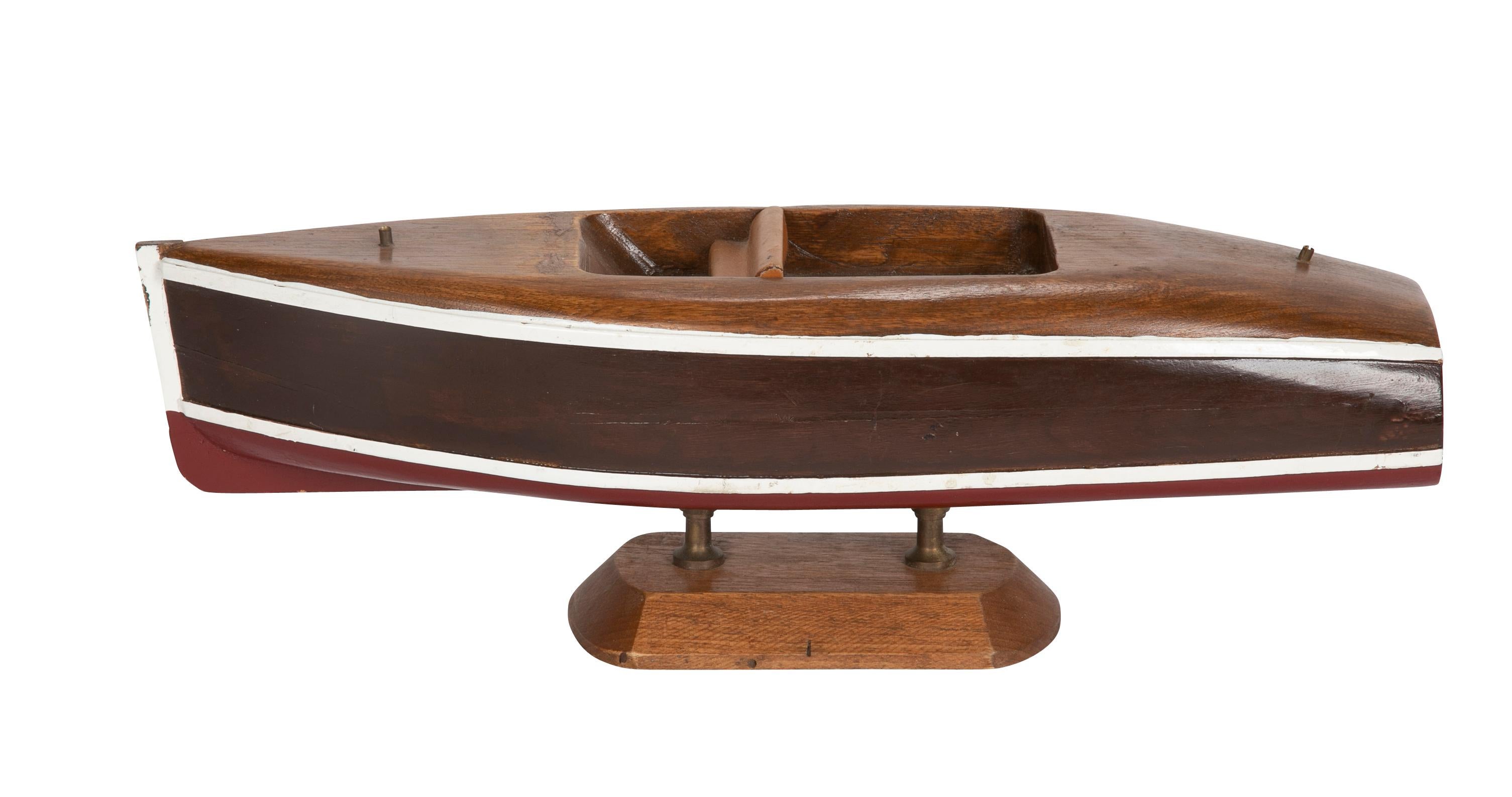 Mid-20th Century Small Wooden Cabin Cruiser Boat Model