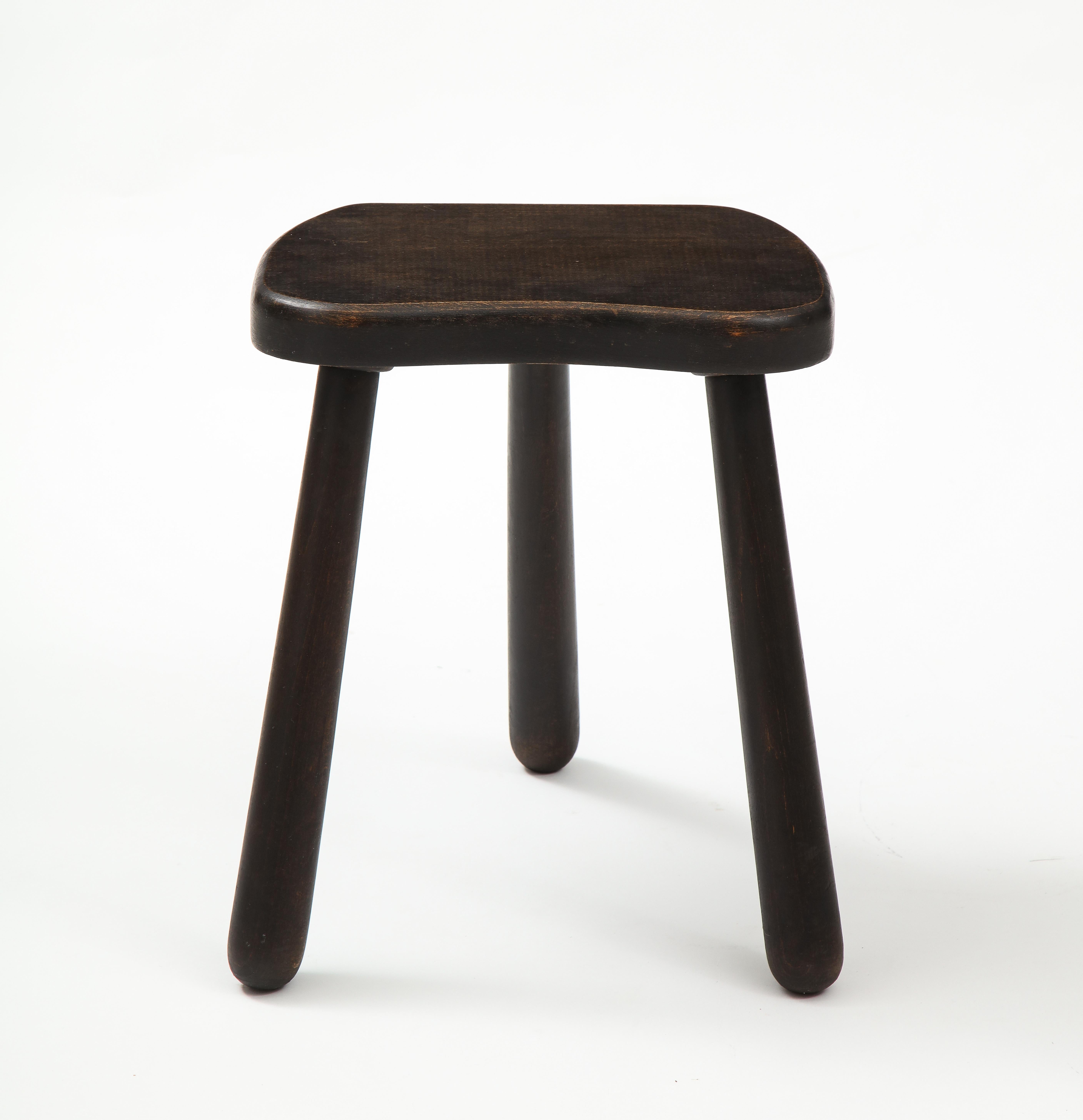 Small Wooden Mid Century Stool with Rounded Legs, France, 1950's In Good Condition In Brooklyn, NY