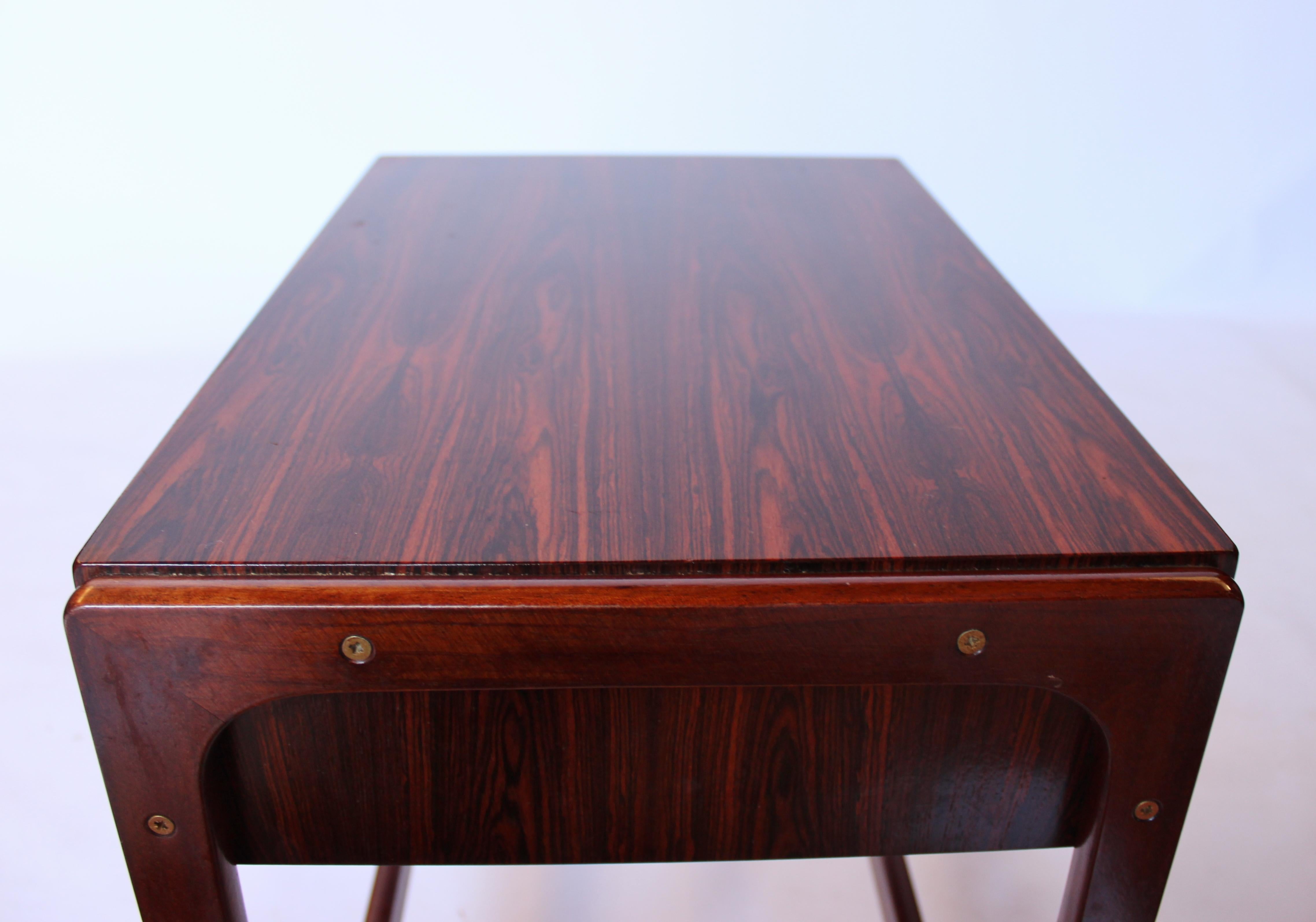 Small work table in Rosewood of Danish Design, by Gelsted, 1960s For Sale 3