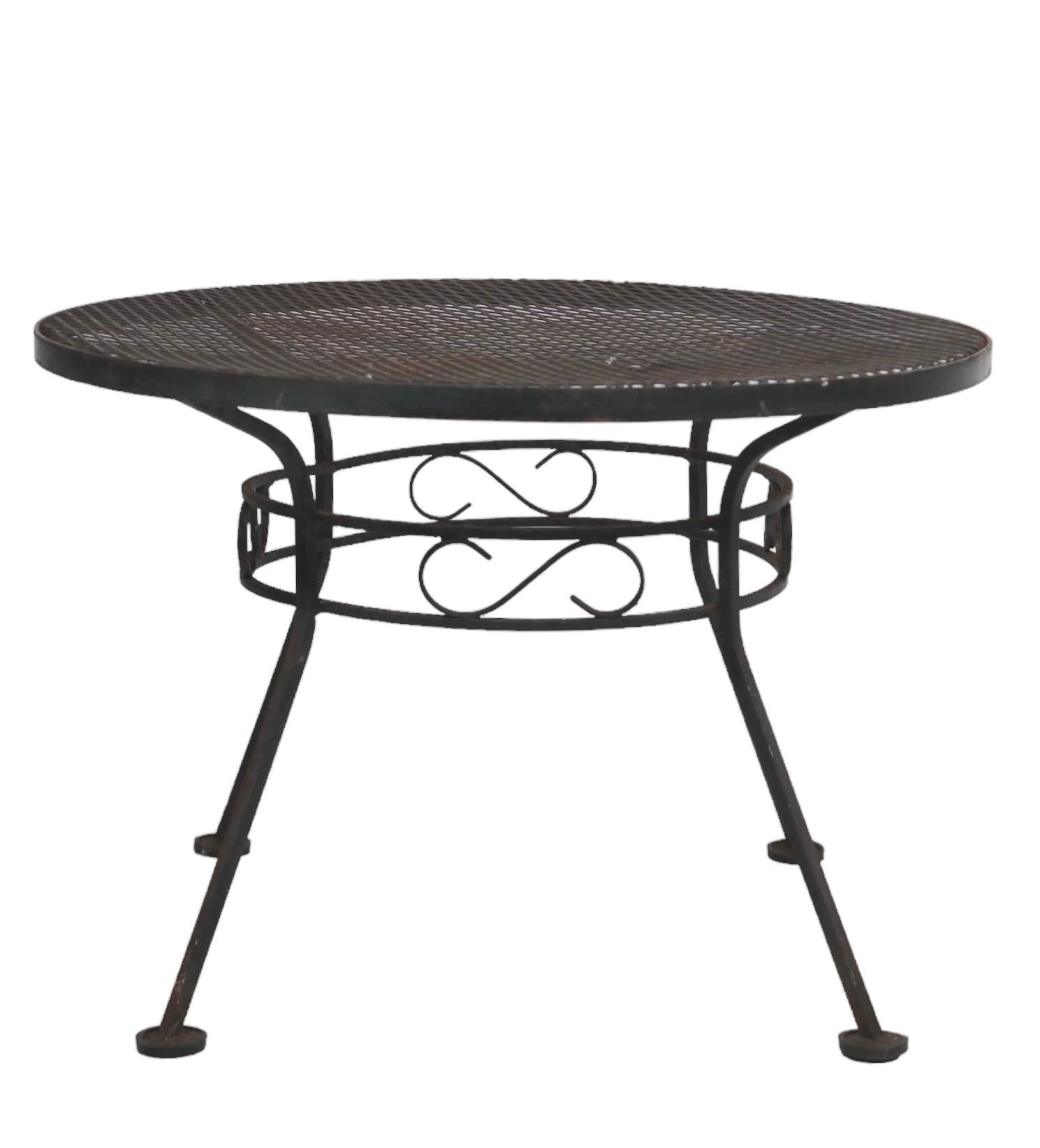  Small Wrought Iron  Garden Patio Poolside Table by Woodard c. 1940/60's For Sale 3