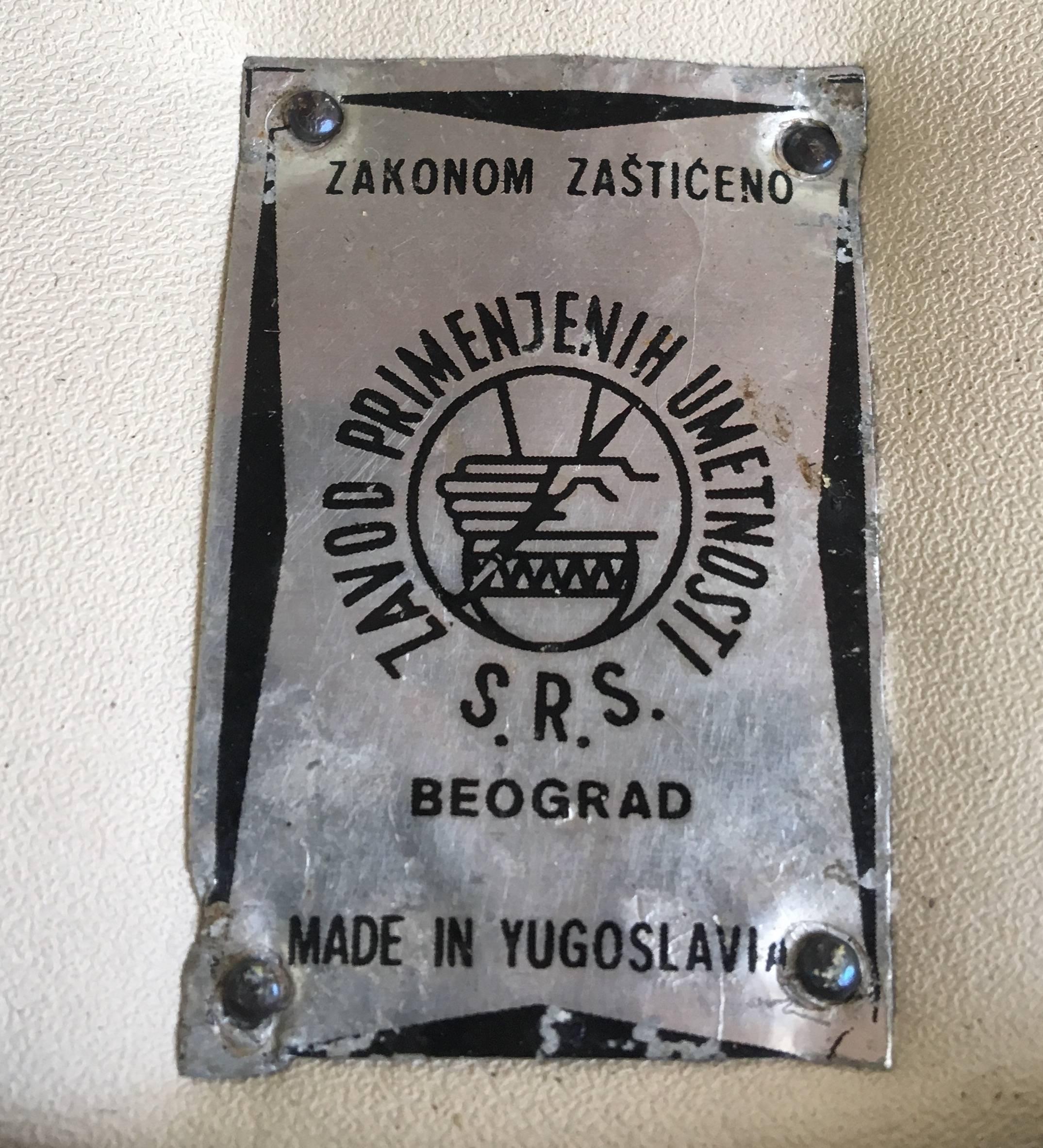 Petite chaise Zakonom Zasticeno en similicuir blanc, années 1960 1