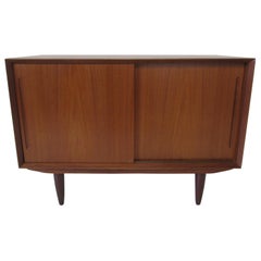 Smaller Danish Teak Credenza in the Manner of Arne Vodder