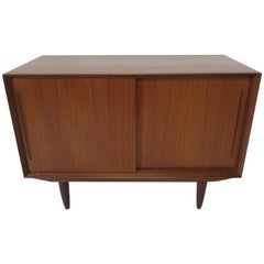 Smaller Danish Teak Credenza in the Style of Arne Vodder