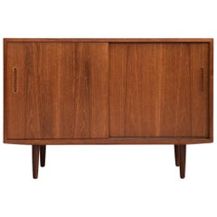 Vintage Smaller Midcentury Danish Sideboard in Teak by Hundevad, 1960s