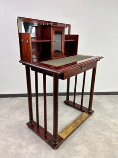 Smaller secession writing table