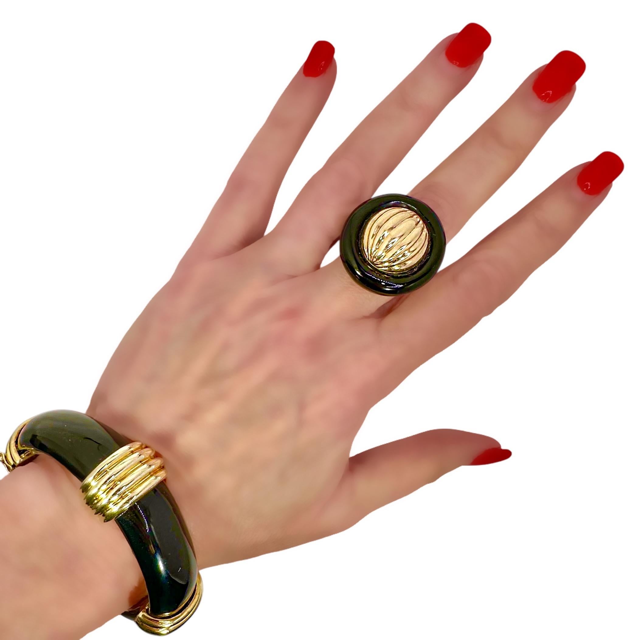 Bracelet en or jaune 14K et onyx noir par La Triomphe en vente 10