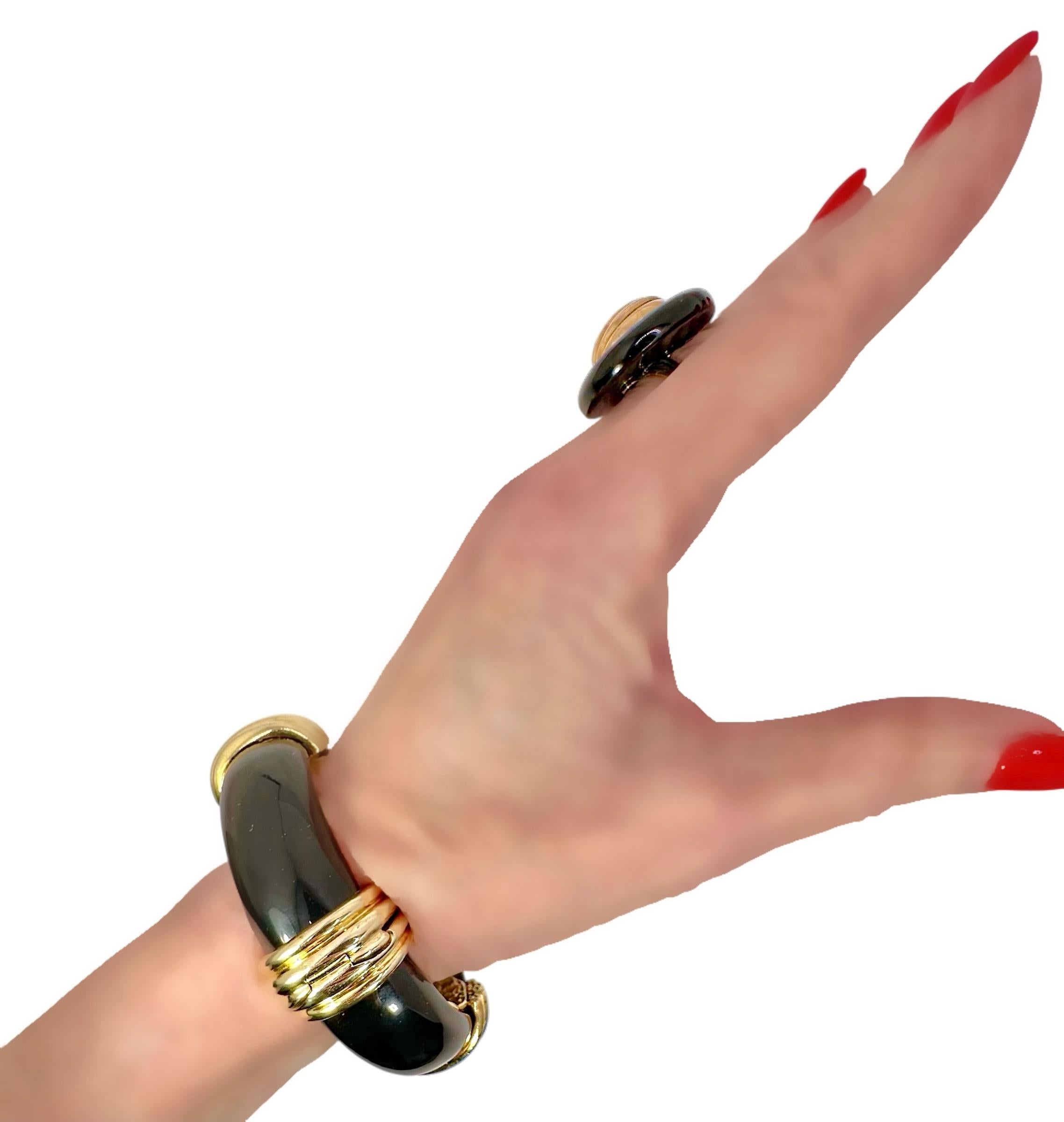 Bracelet en or jaune 14K et onyx noir par La Triomphe en vente 12