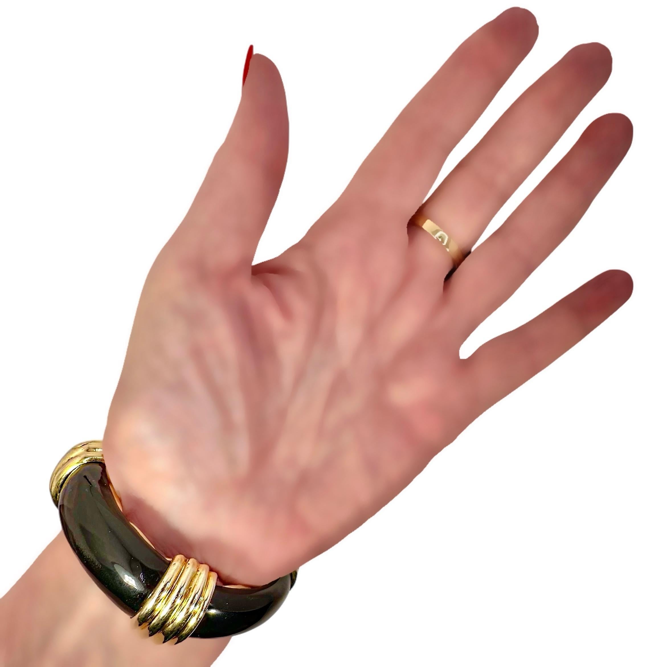 Bracelet en or jaune 14K et onyx noir par La Triomphe en vente 13