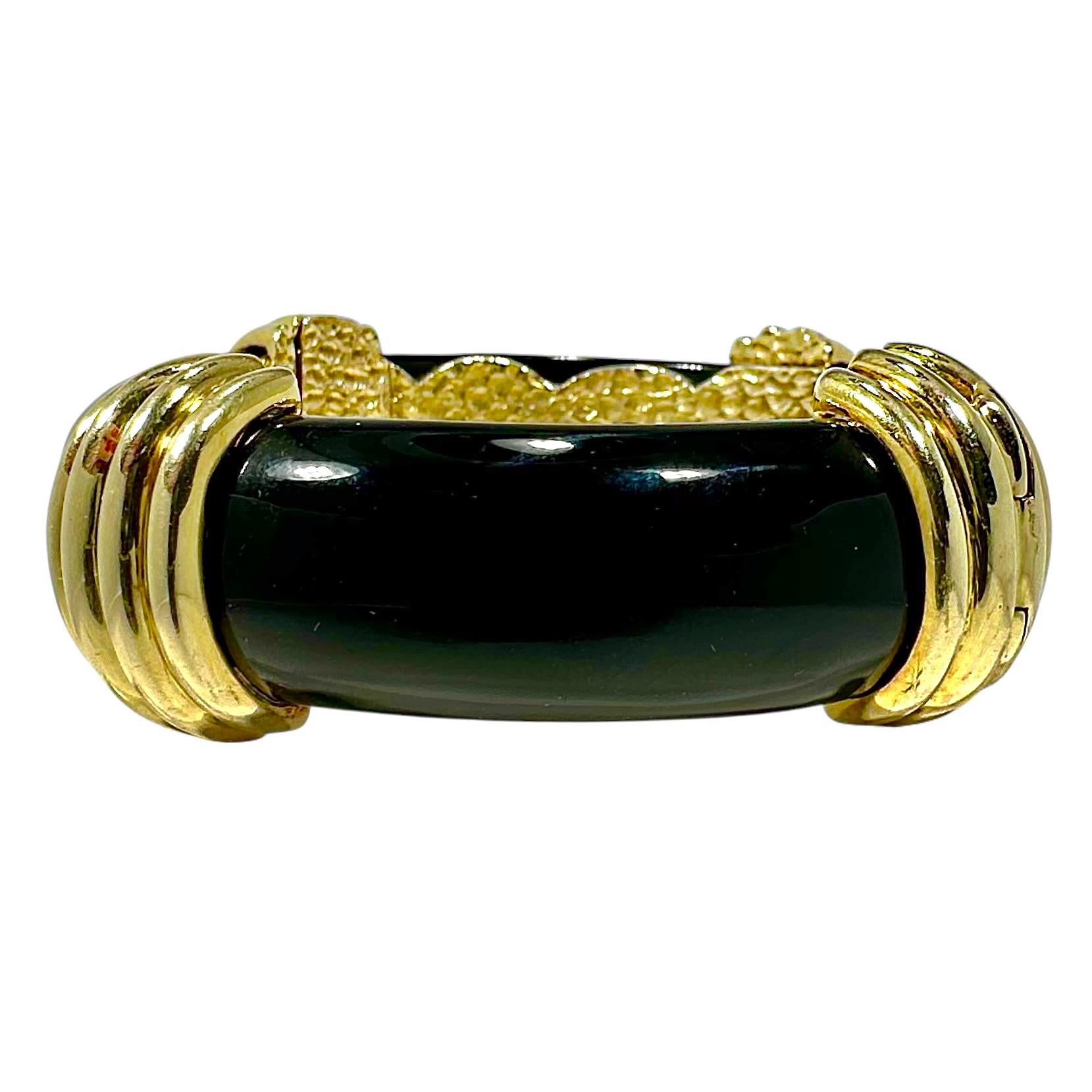 Bracelet en or jaune 14K et onyx noir par La Triomphe en vente 1