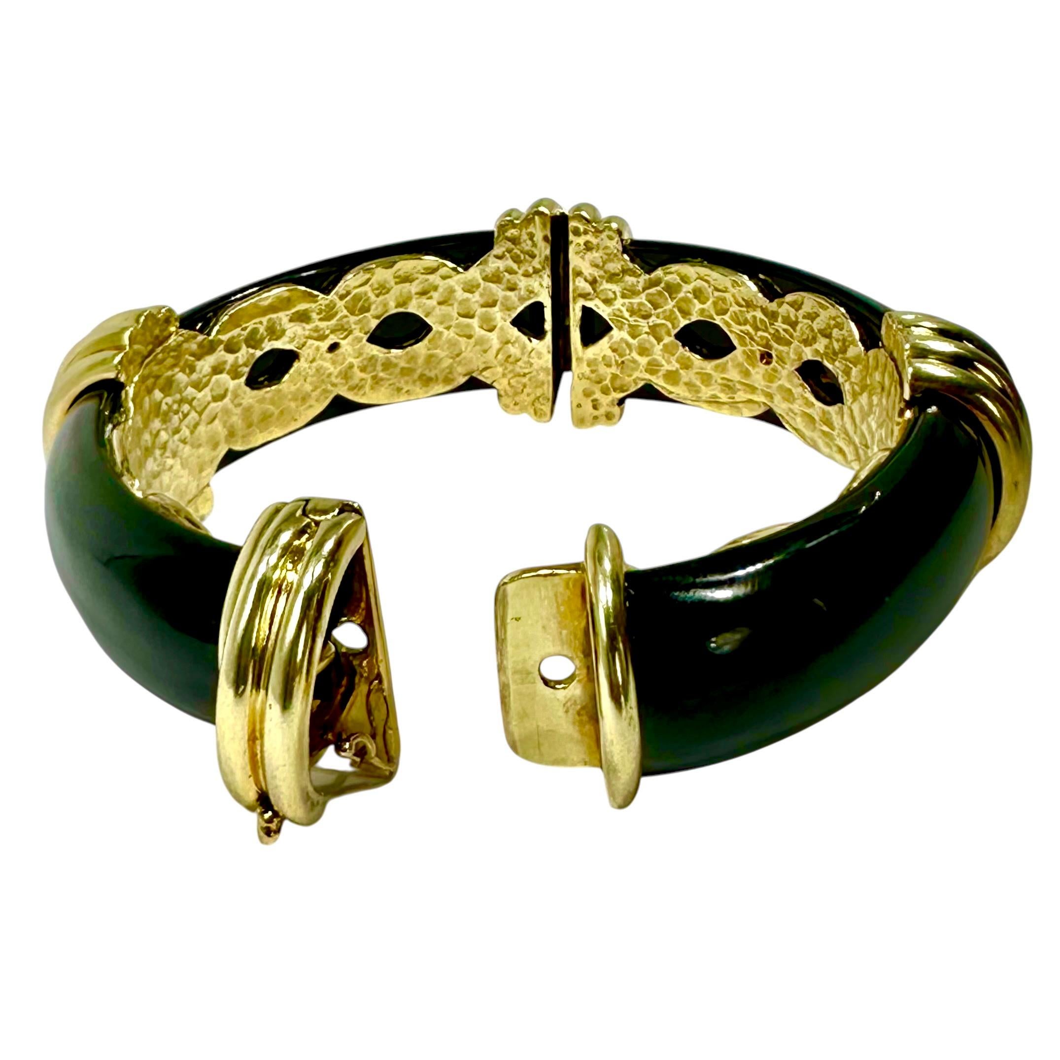 Bracelet en or jaune 14K et onyx noir par La Triomphe en vente 3