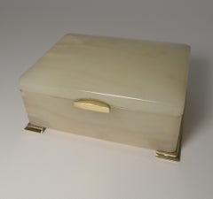 Smart Antique Art Deco White Onyx Box by Betjemman, circa 1920
