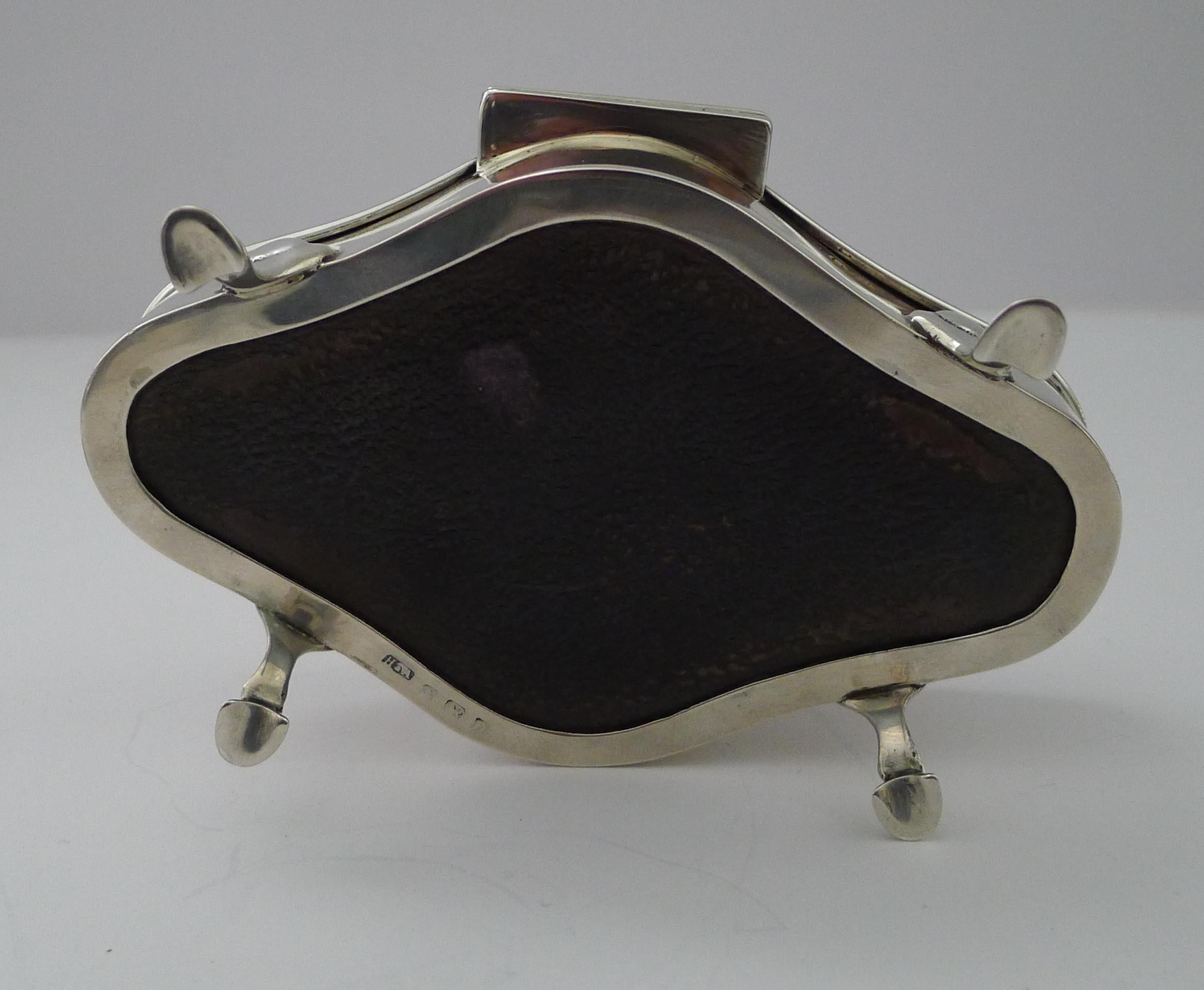 Elegante joyero inglés antiguo de plata de ley - Decoración torneada de motor en venta 2