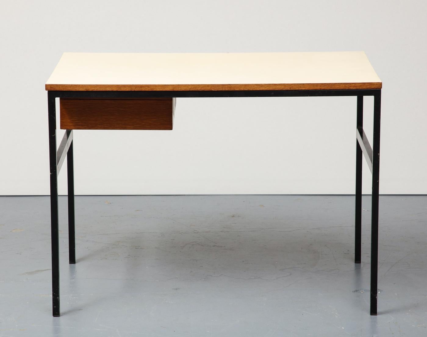 Smart Desk aus Eiche, Stahl und Laminat von Pierre Paulin, um 1950 (Eichenholz) im Angebot