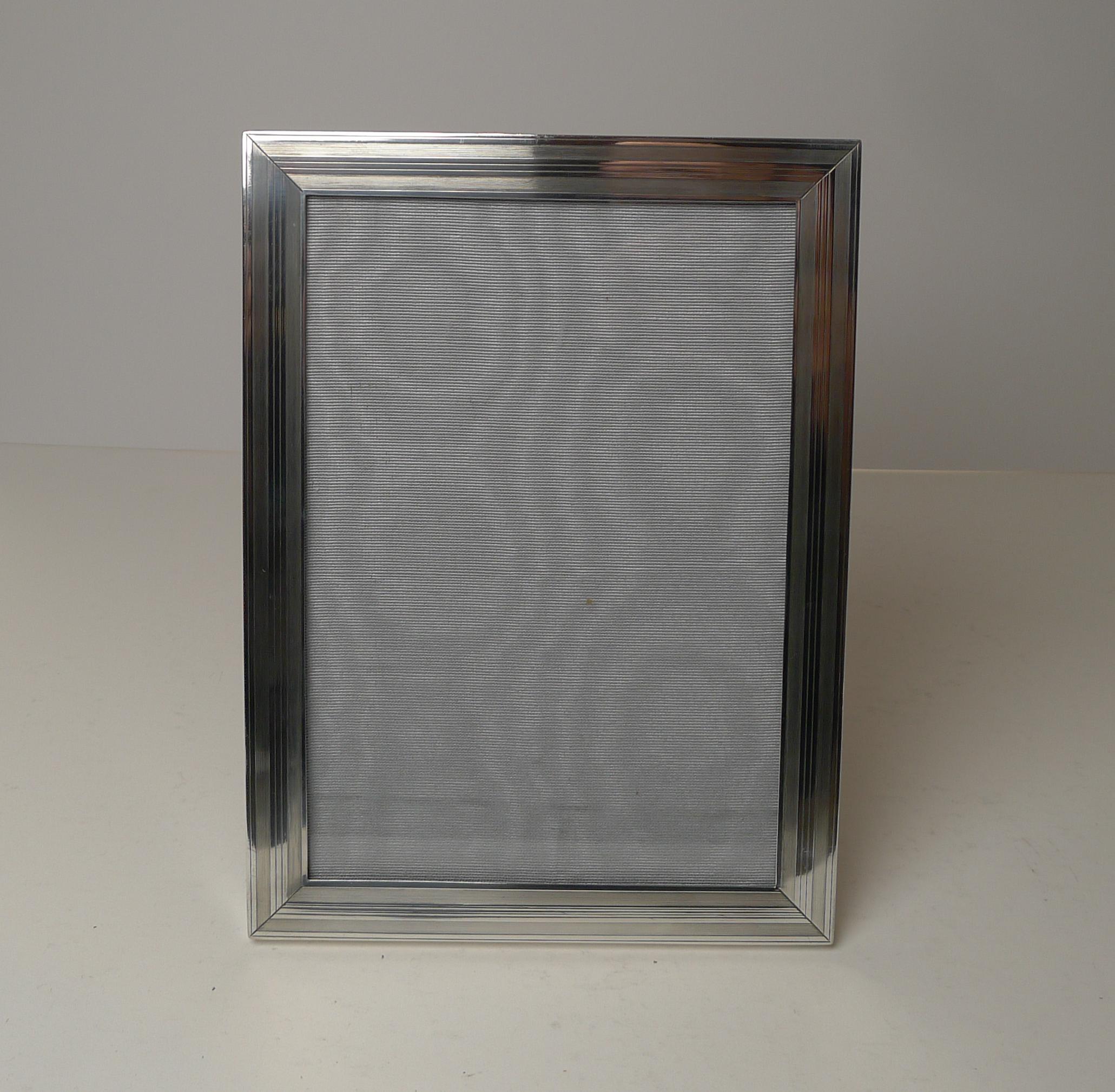 British Smart Engine Turned English Silver Photograph / Picture Frame, 1918