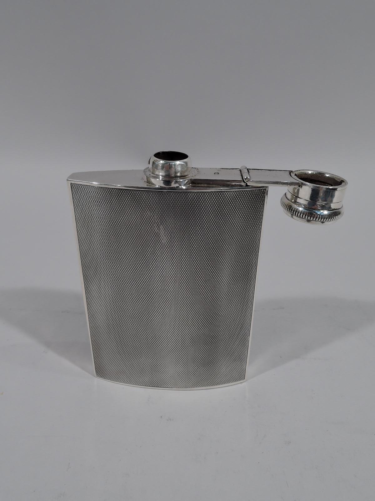 Smart English Art Deco Sterling Silver Hip Flask In Excellent Condition In New York, NY