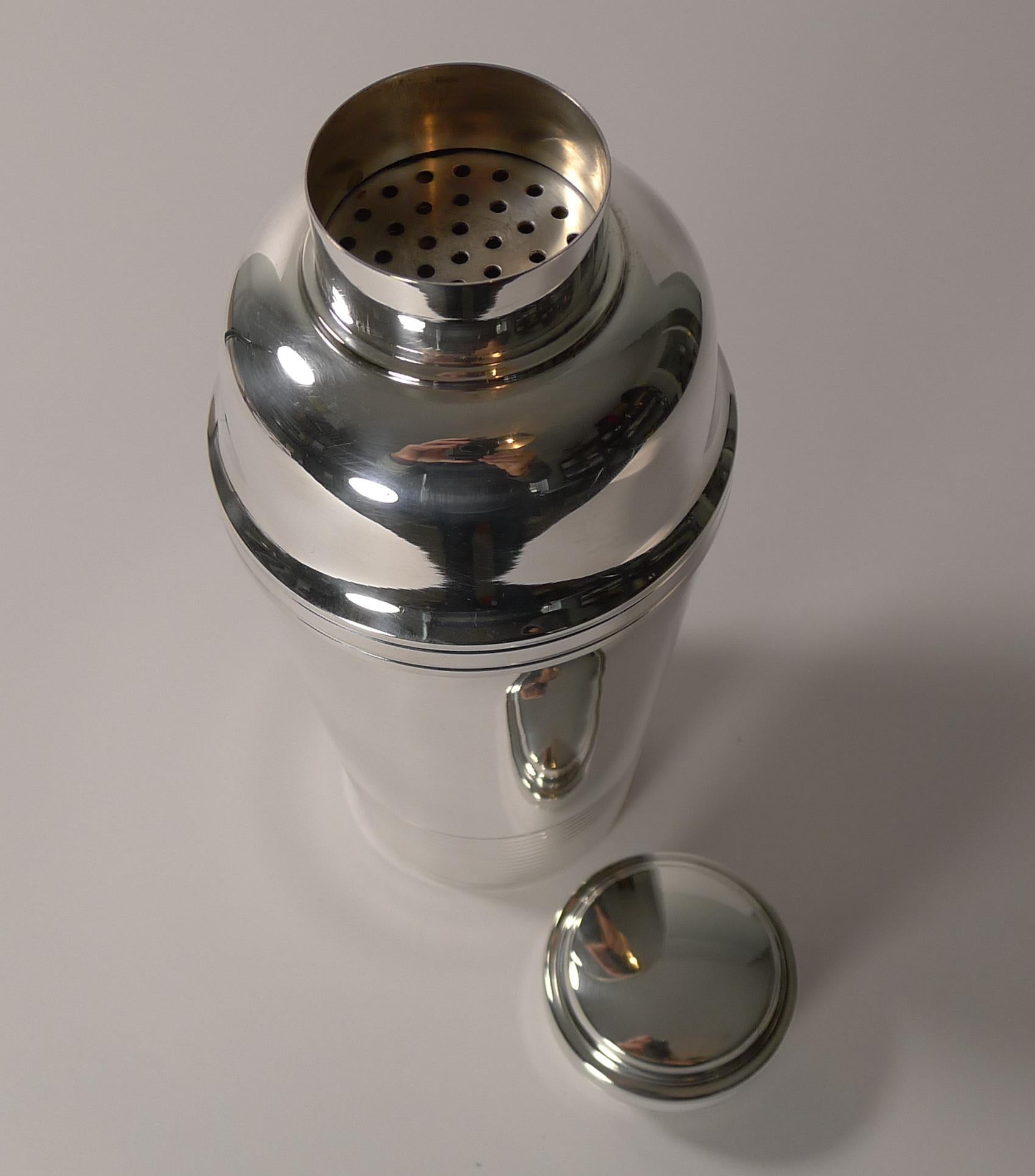 Silver Plate Smart French Art Deco Cocktail Shaker, circa 1930