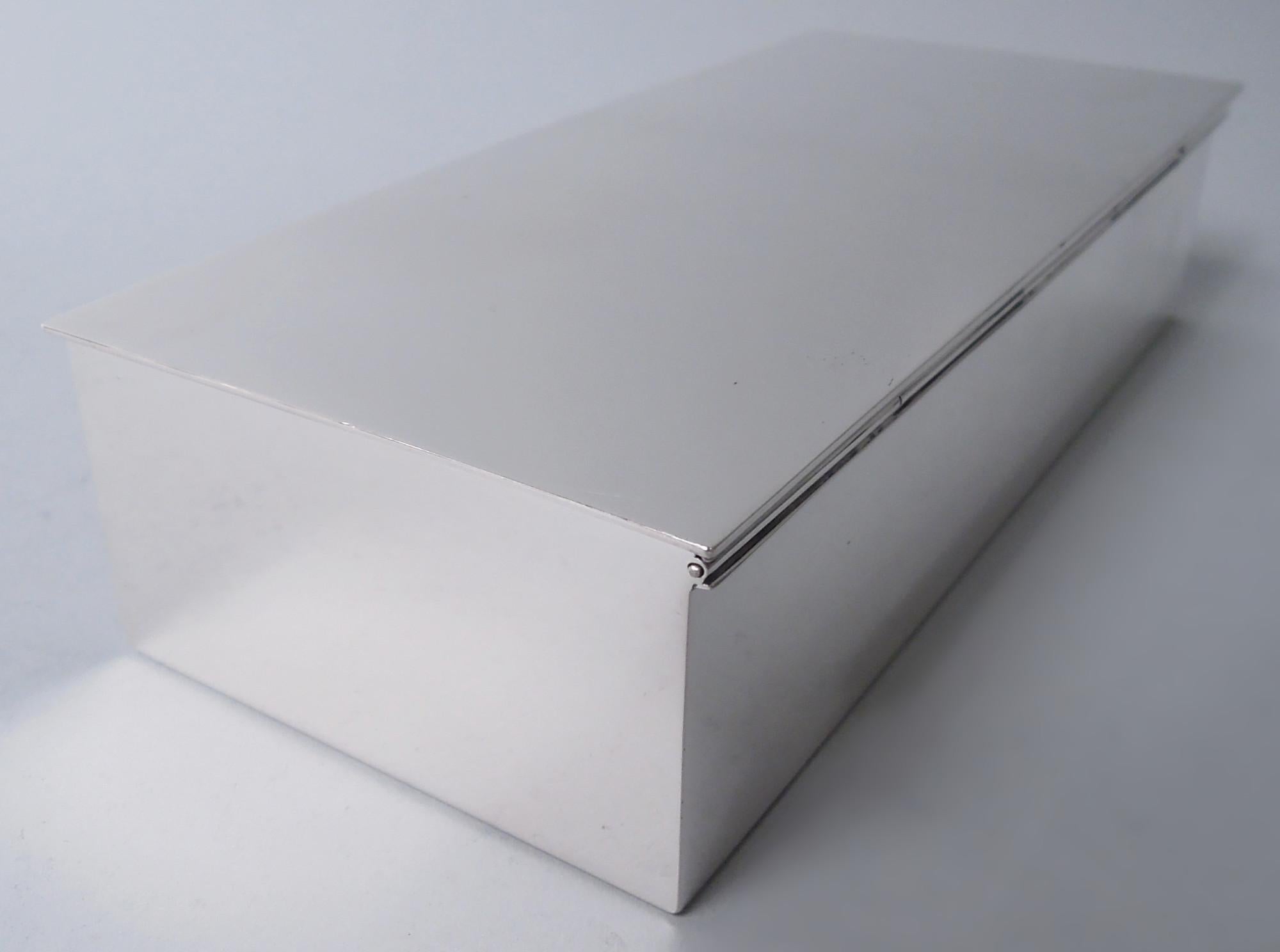 Smart & Moderne amerikanische Schreibtischschachtel aus Sterlingsilber von Tiffany im Angebot 1