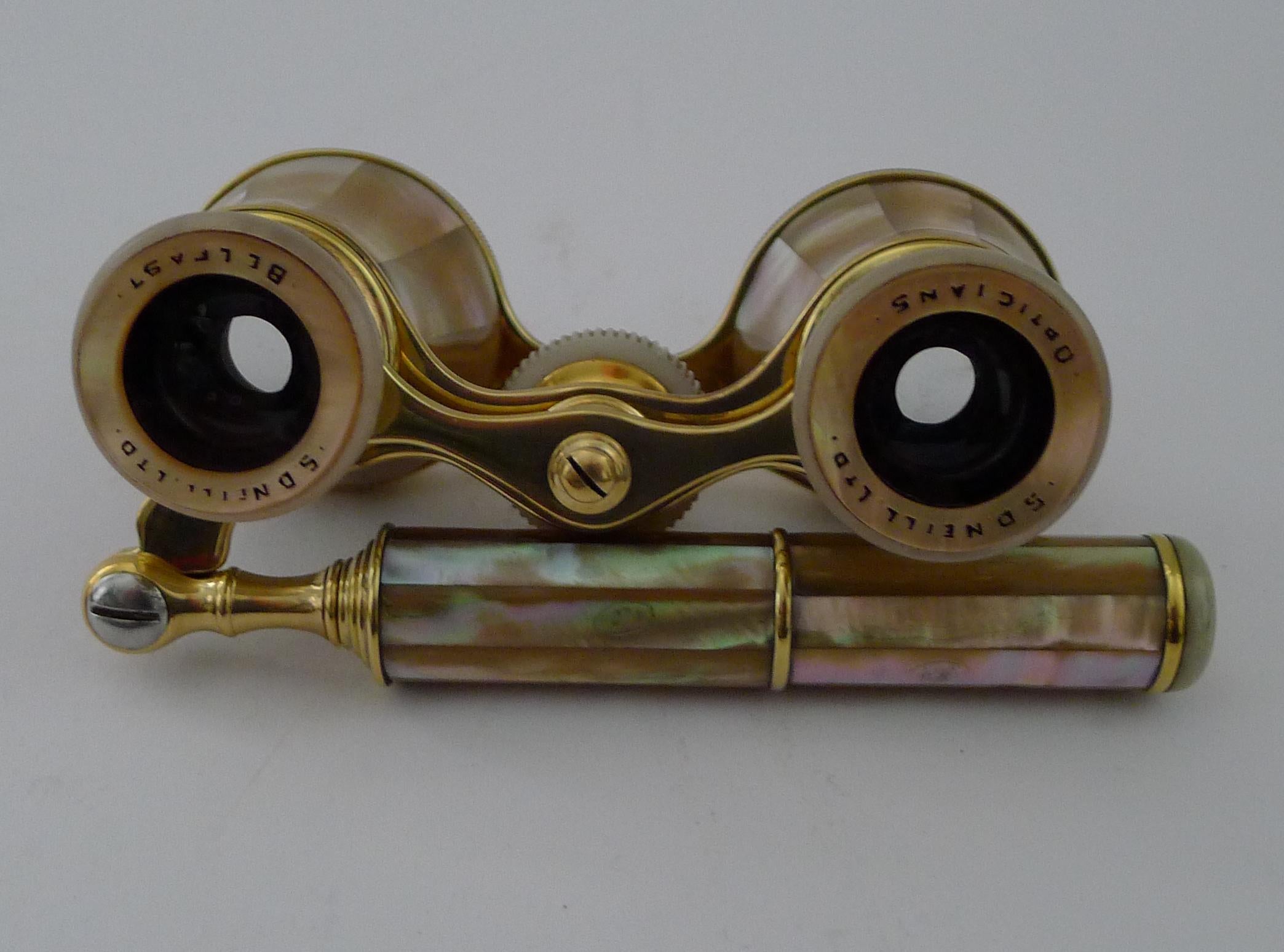 Smart Pair French Mother of Pearl Opera Glasses c.1910 In Good Condition In Bath, GB