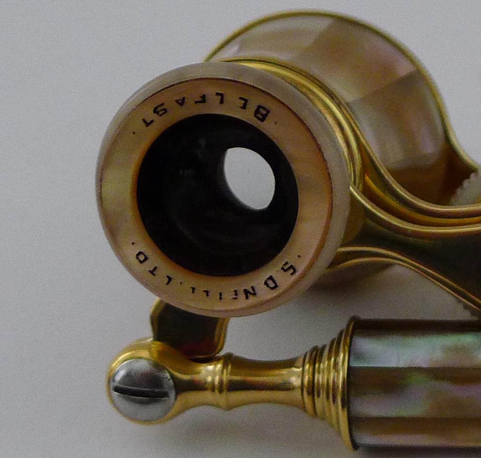 20th Century Smart Pair French Mother of Pearl Opera Glasses c.1910