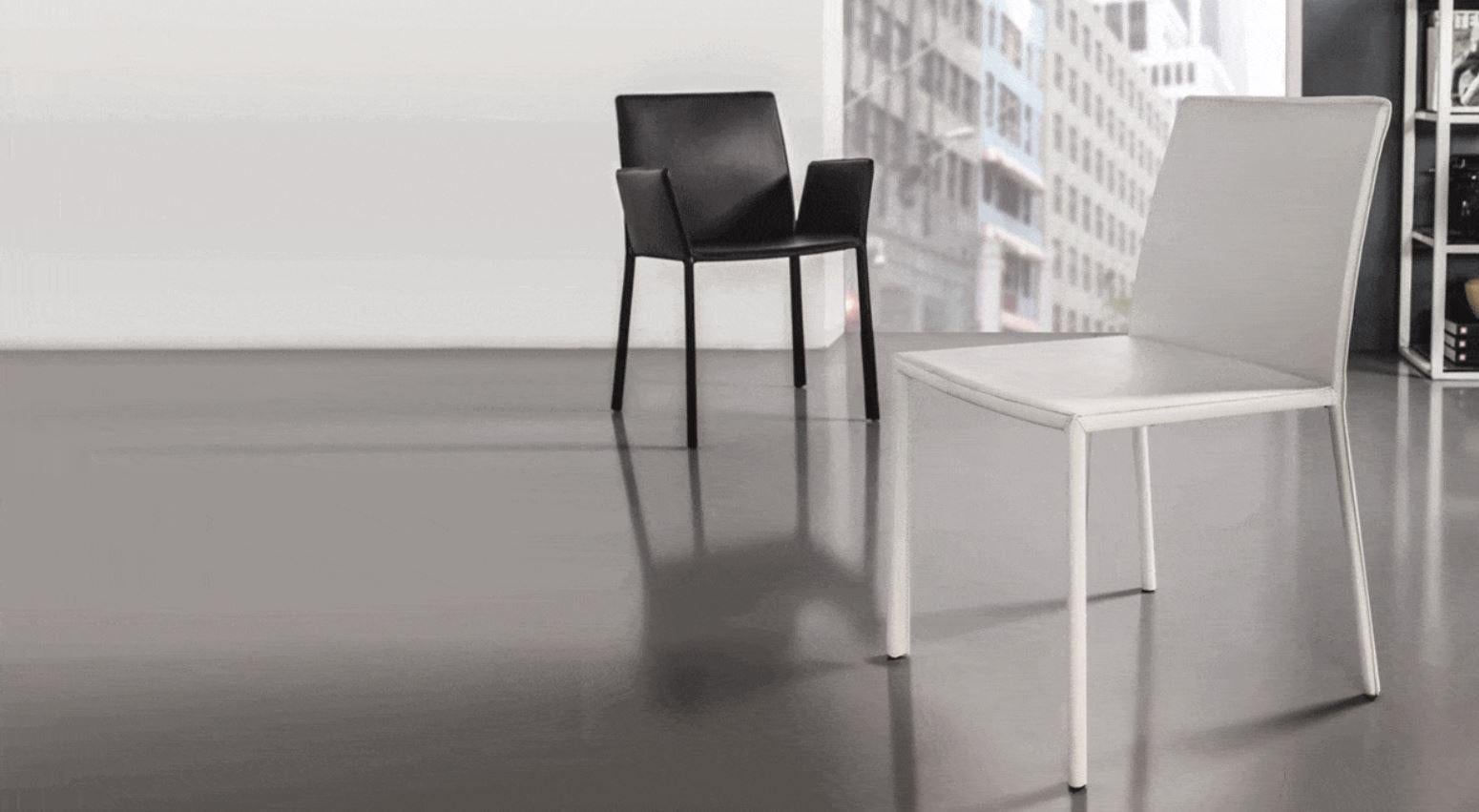 Smart with Arms Chair by Doimo Brasil
Dimensions: W 52 x D 57 x H 81 cm 
Materials: Metal, Leather.


With the intention of providing good taste and personality, Doimo deciphers trends and follows the evolution of man and his space. To this end, it