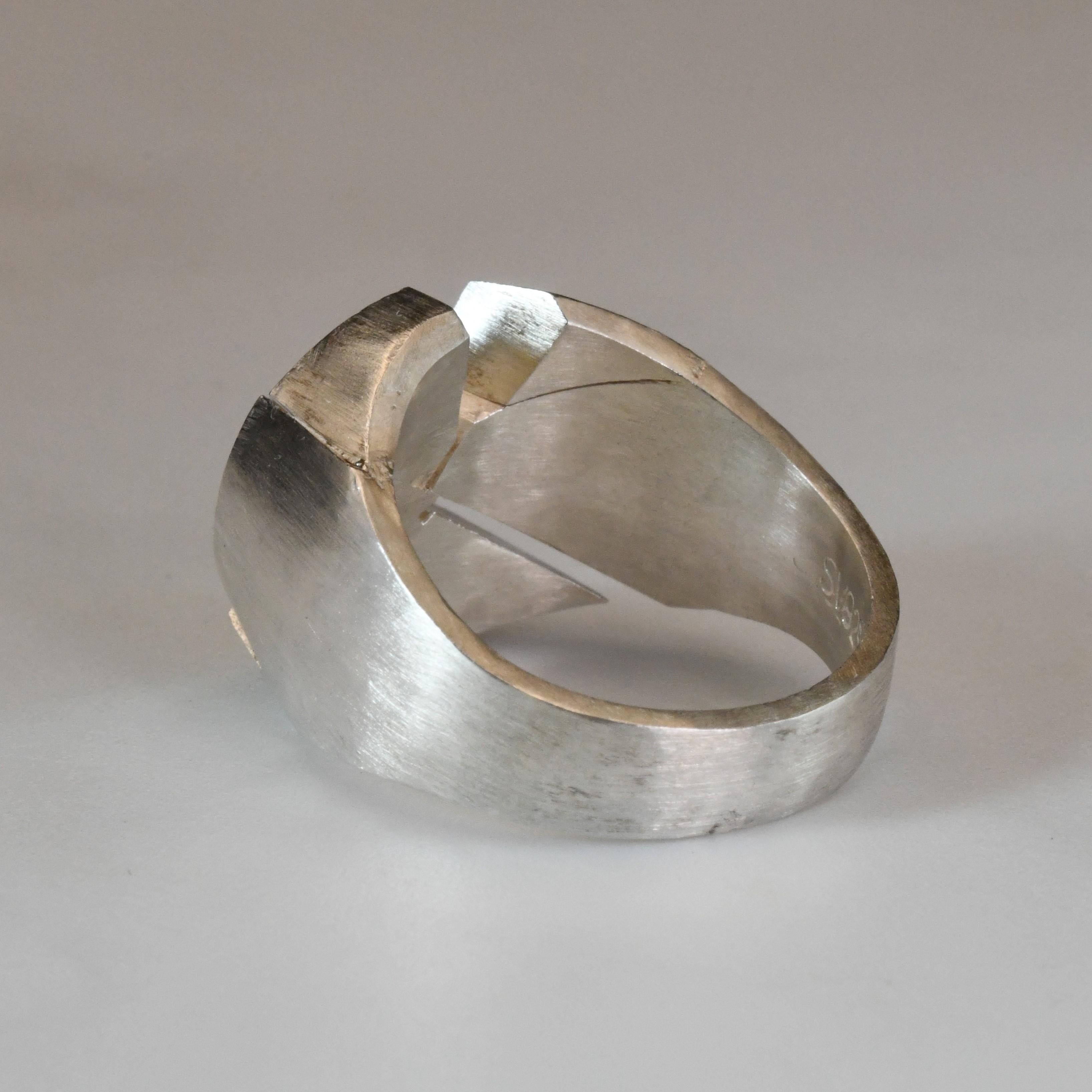 Anello con sigillo in argento 