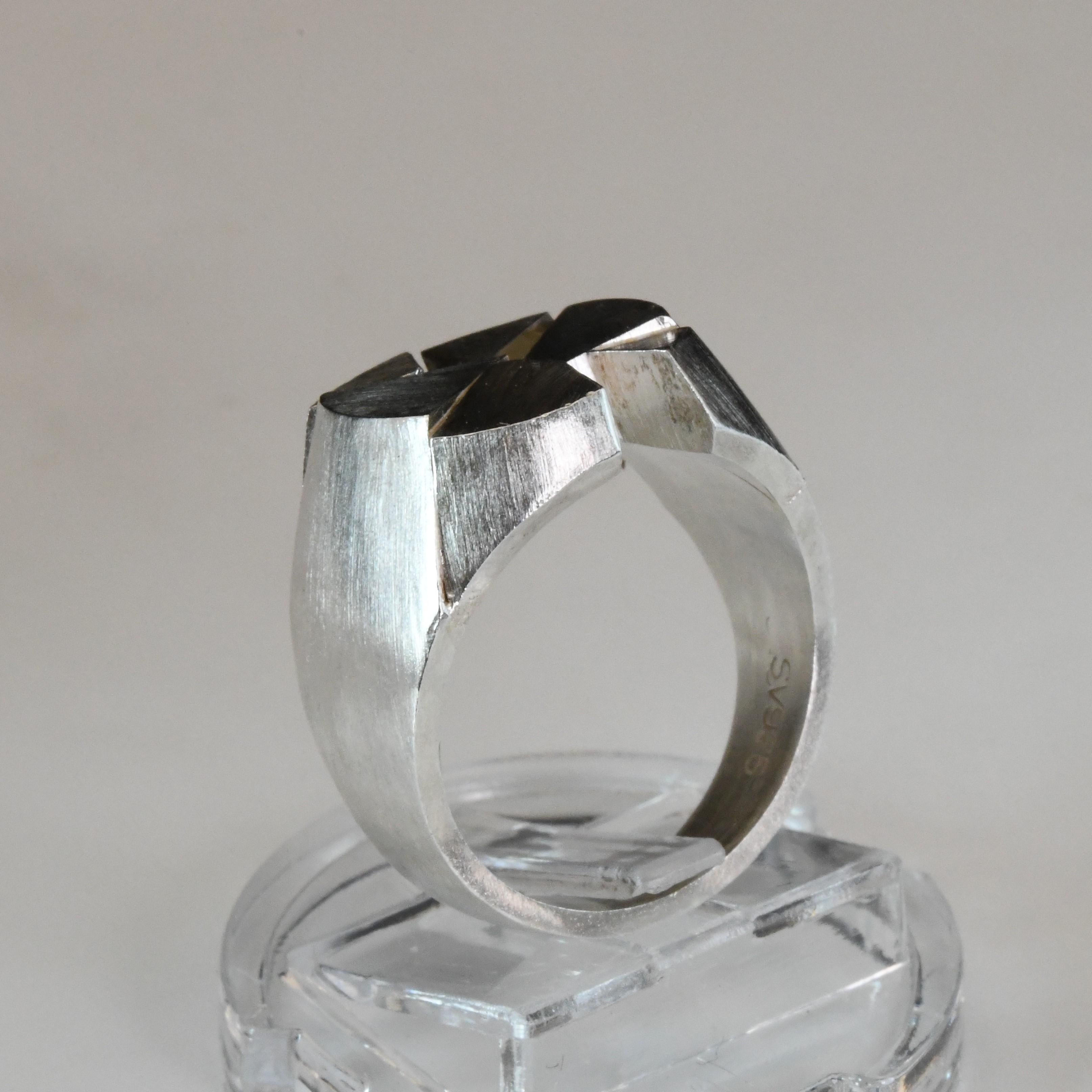 Anello con sigillo in argento 