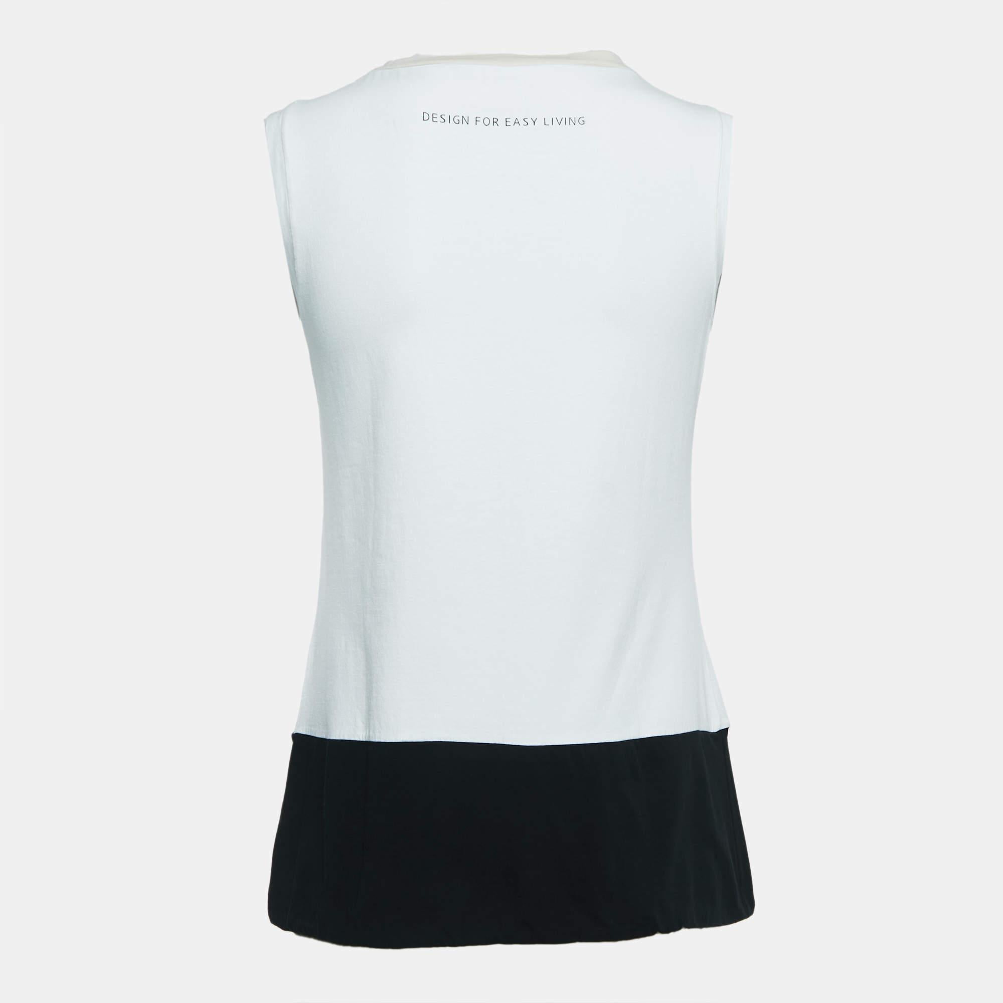 Find great style and comfort while wearing this designer top. Tailored using the best fabrics the creation has been given immense detail. Style it with a pair of jeans and flats.