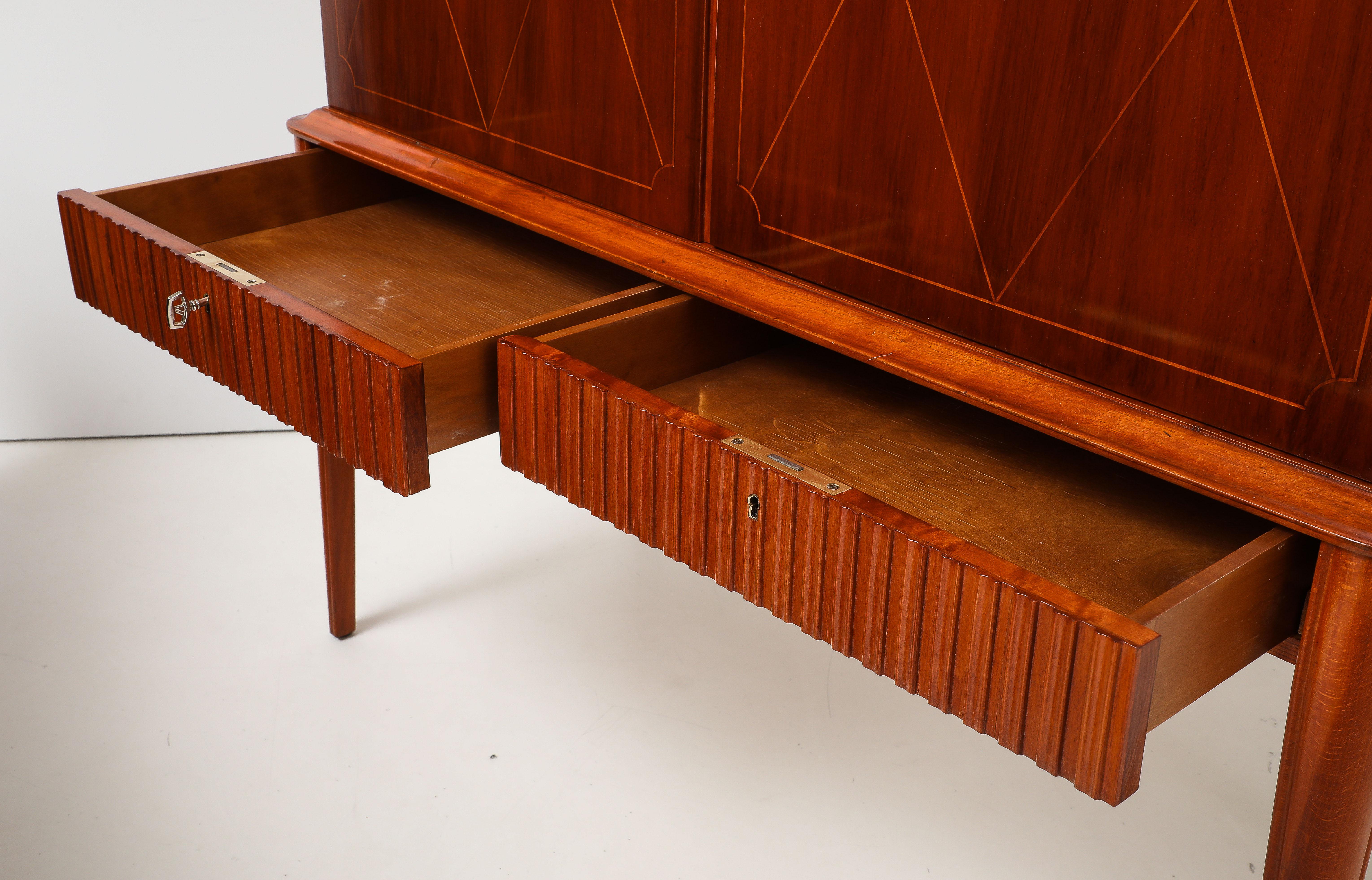 SMF Svenska Möbelfabriken Bodafors Cabinet, CIRCA ANNI 40 in vendita 5