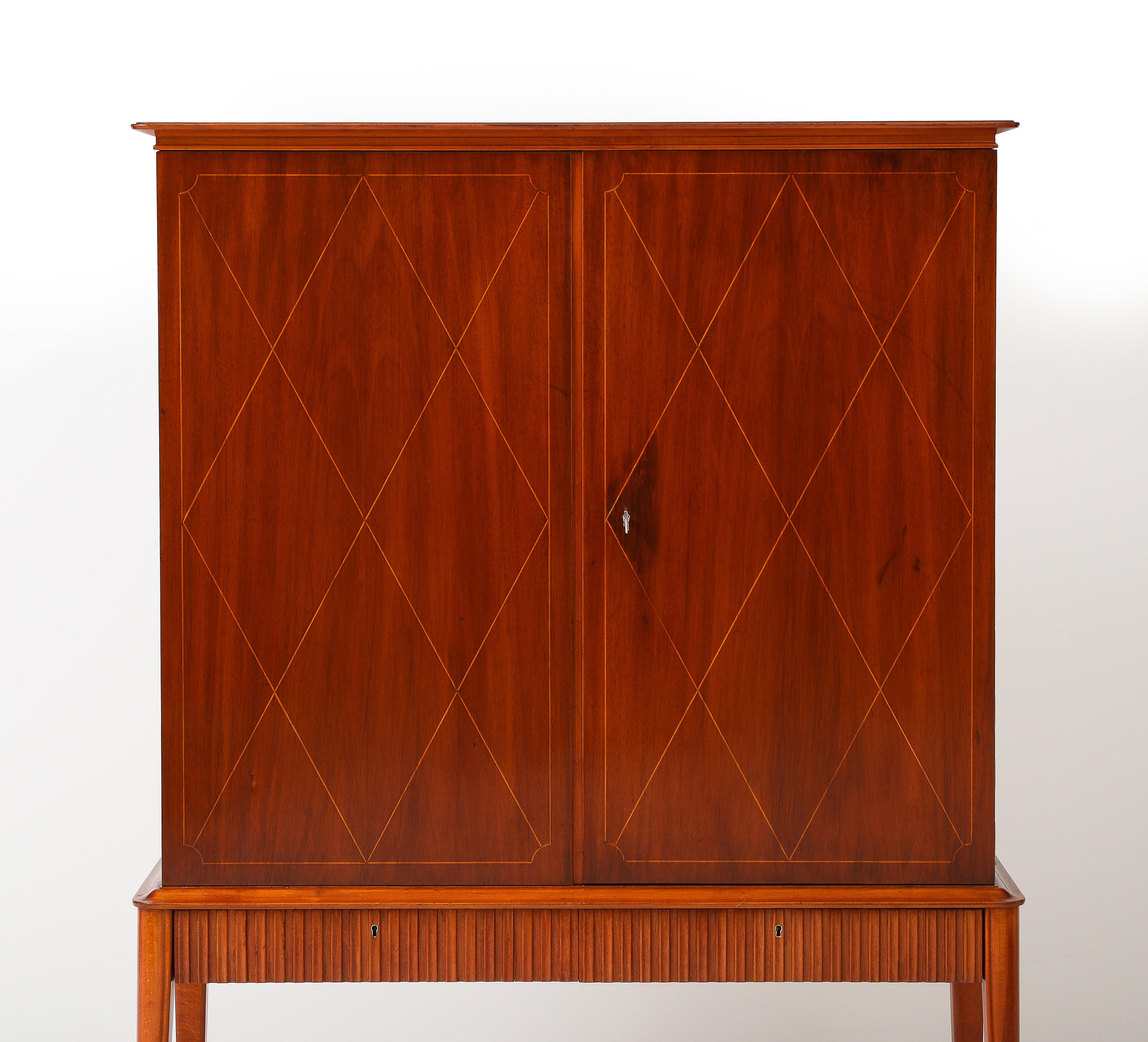 SMF Svenska Möbelfabriken Bodafors Cabinet, CIRCA ANNI 40 in vendita 8